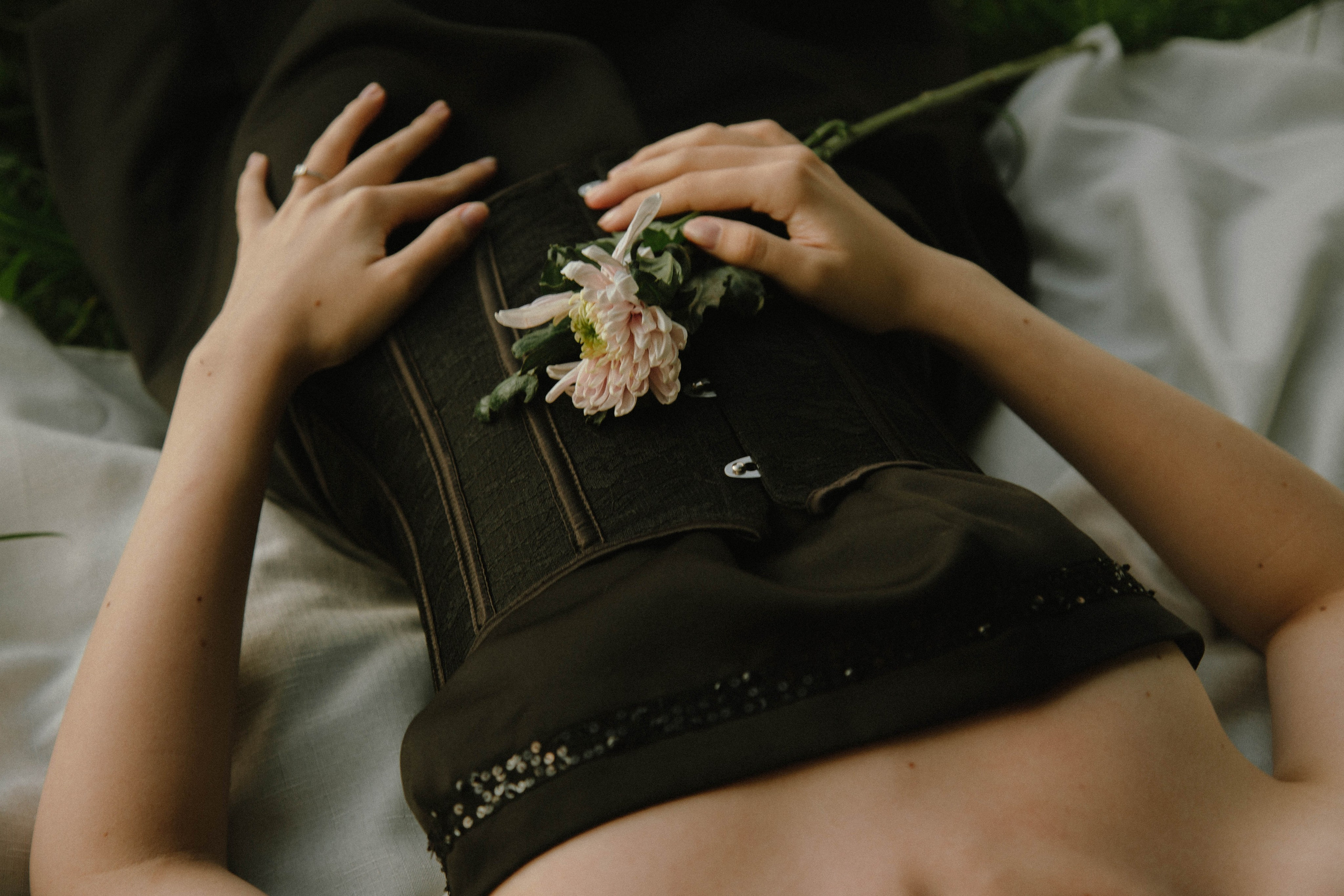 Black dress. DINA MOREVA photography