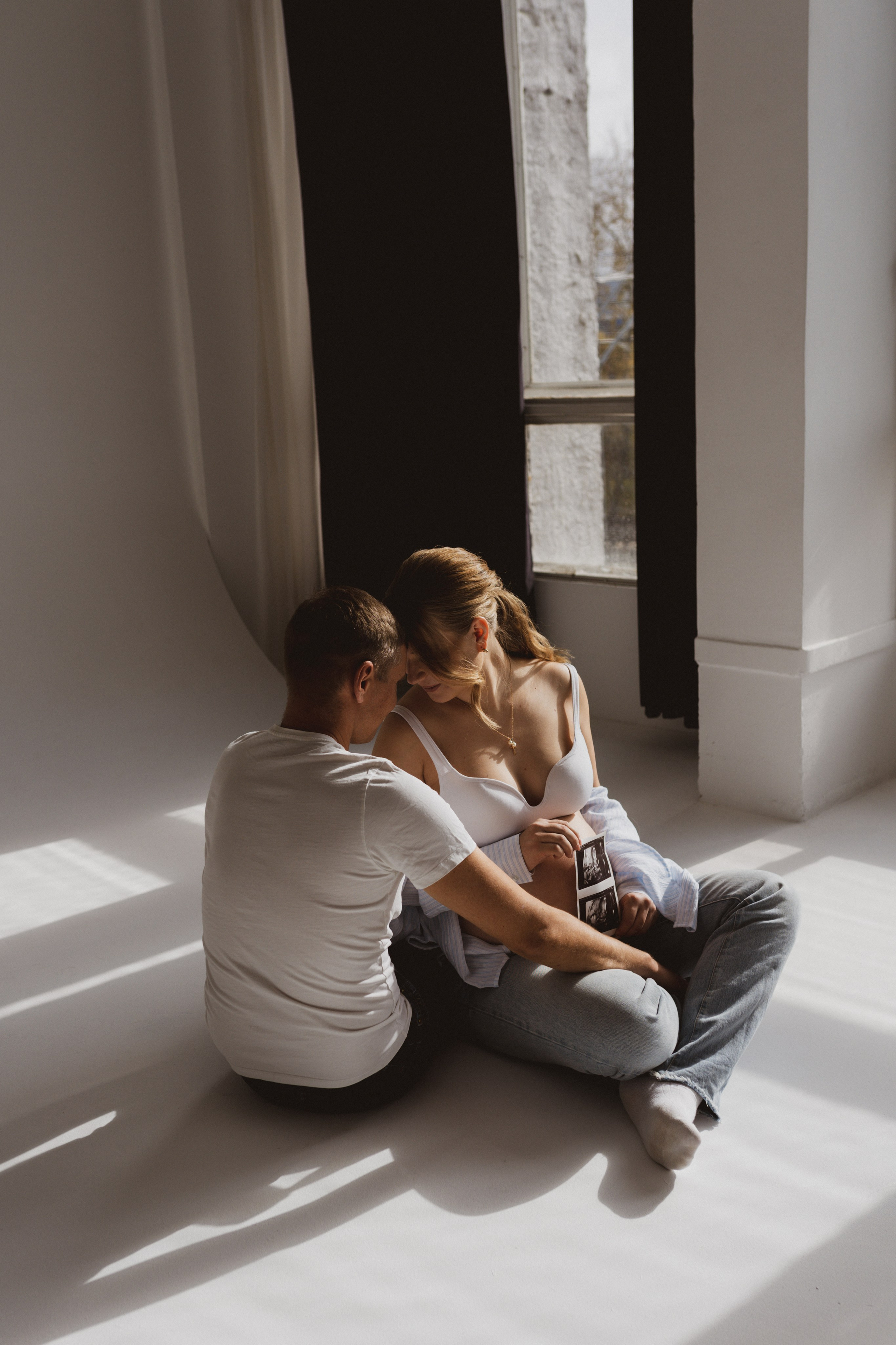 Семейная фотосессия в студии в Москве, семейный фотограф Анна Полушина. Свадебный фотограф в Москве Анна Полушина