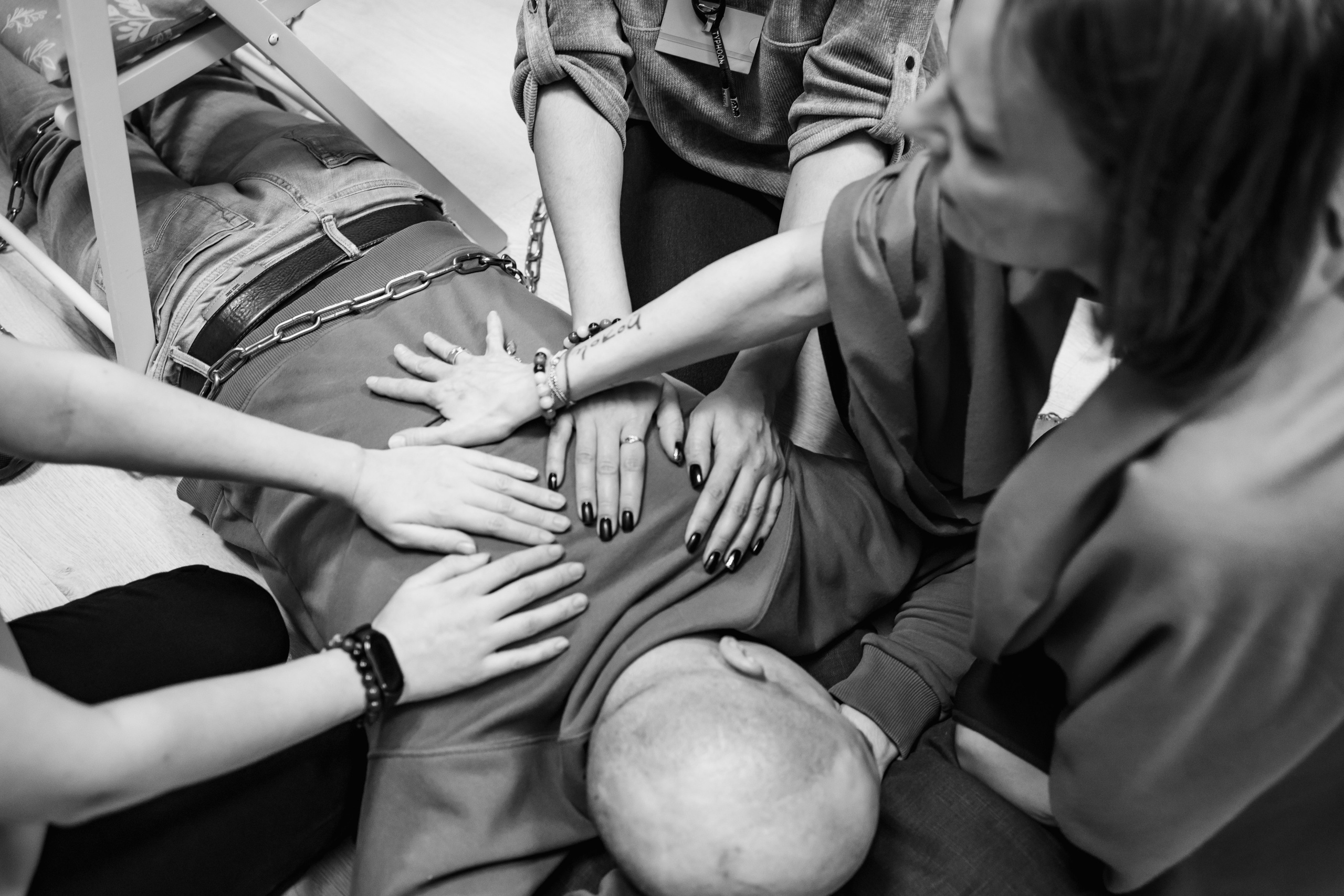 Расстановки — эмоциональное психологическое мероприятие, помогающее людям. Репортажный и портретный фотограф в Москве Саханцева Анна