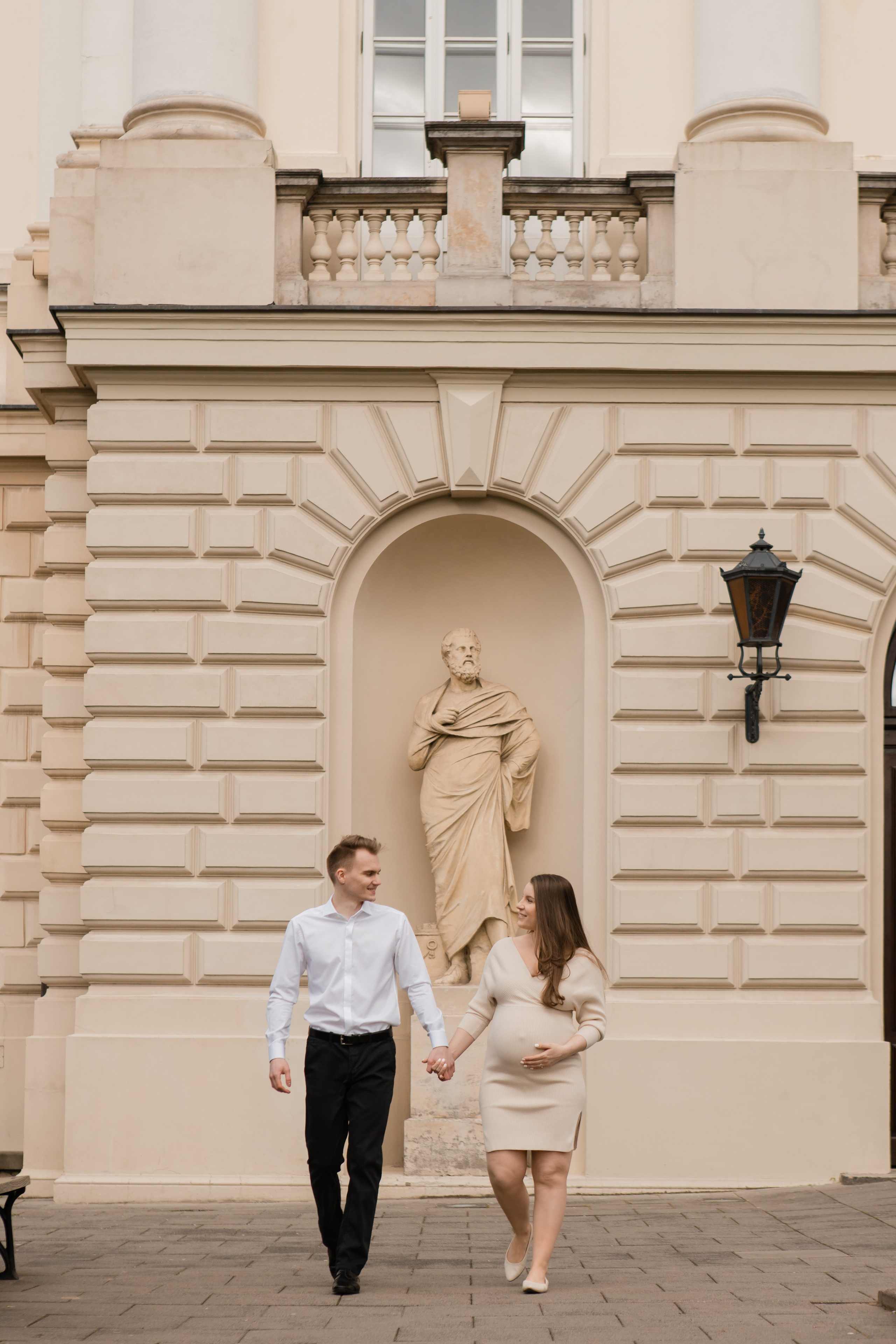 Семейная фотосессия Андрея и Марии. Видеосъемка и фотосъемка свадеб. Фотограф и оператор на свадьбу. Видеосъемка подкастов, собственная видео-фотостудии. Предметная фотосъемка