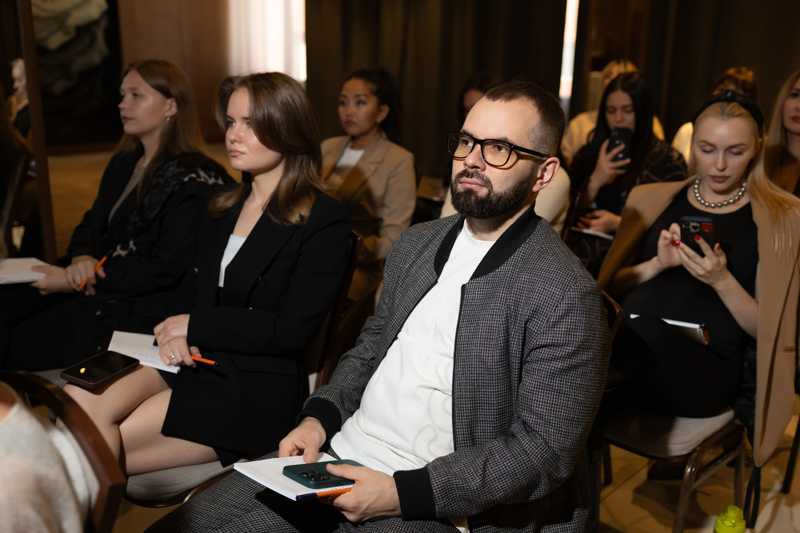 Репортаж. Фотограф свадебный, репортажный, индивидуальный, фото для маркетплейсов, брендов, автосалонов