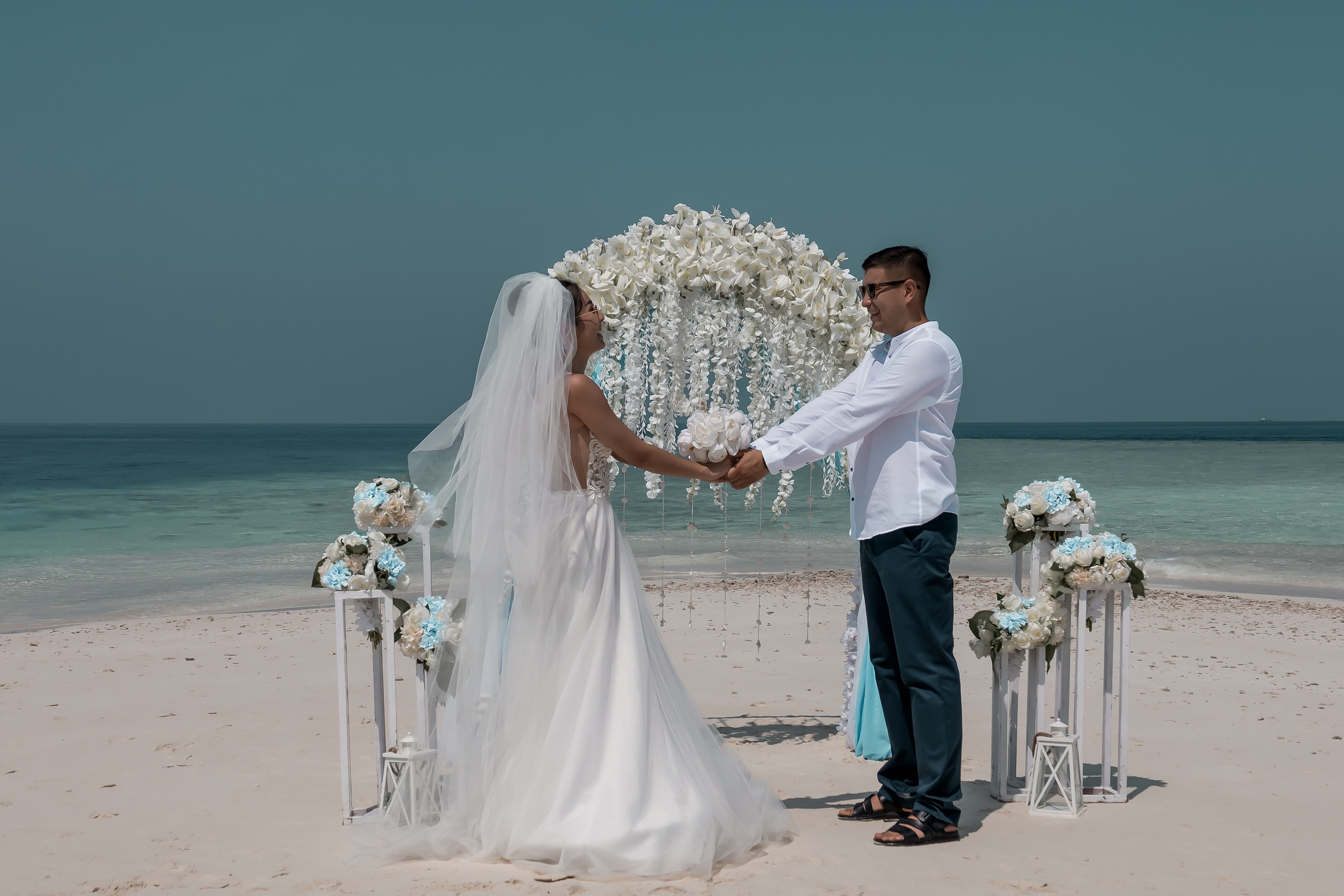 Maldivian Wedding. Фотограф свадебный, репортажный, индивидуальный, фото для маркетплейсов, брендов, автосалонов