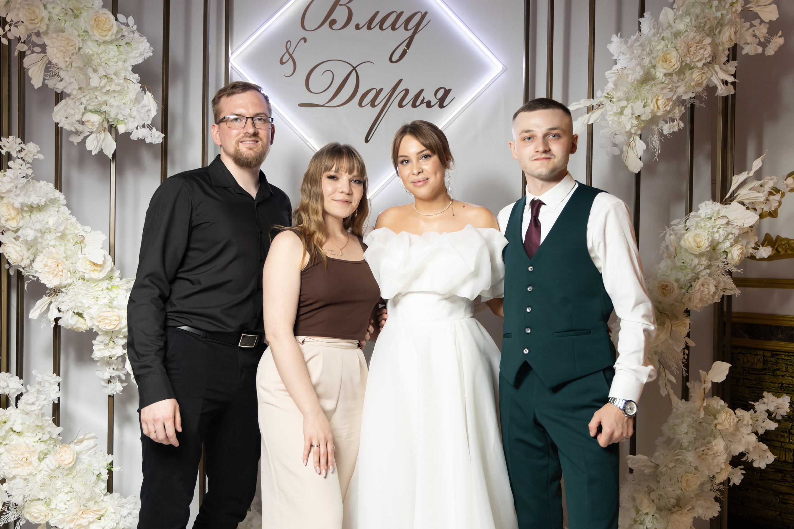 Vladislav & Daria. Фотограф свадебный, репортажный, индивидуальный, фото для маркетплейсов, брендов, автосалонов