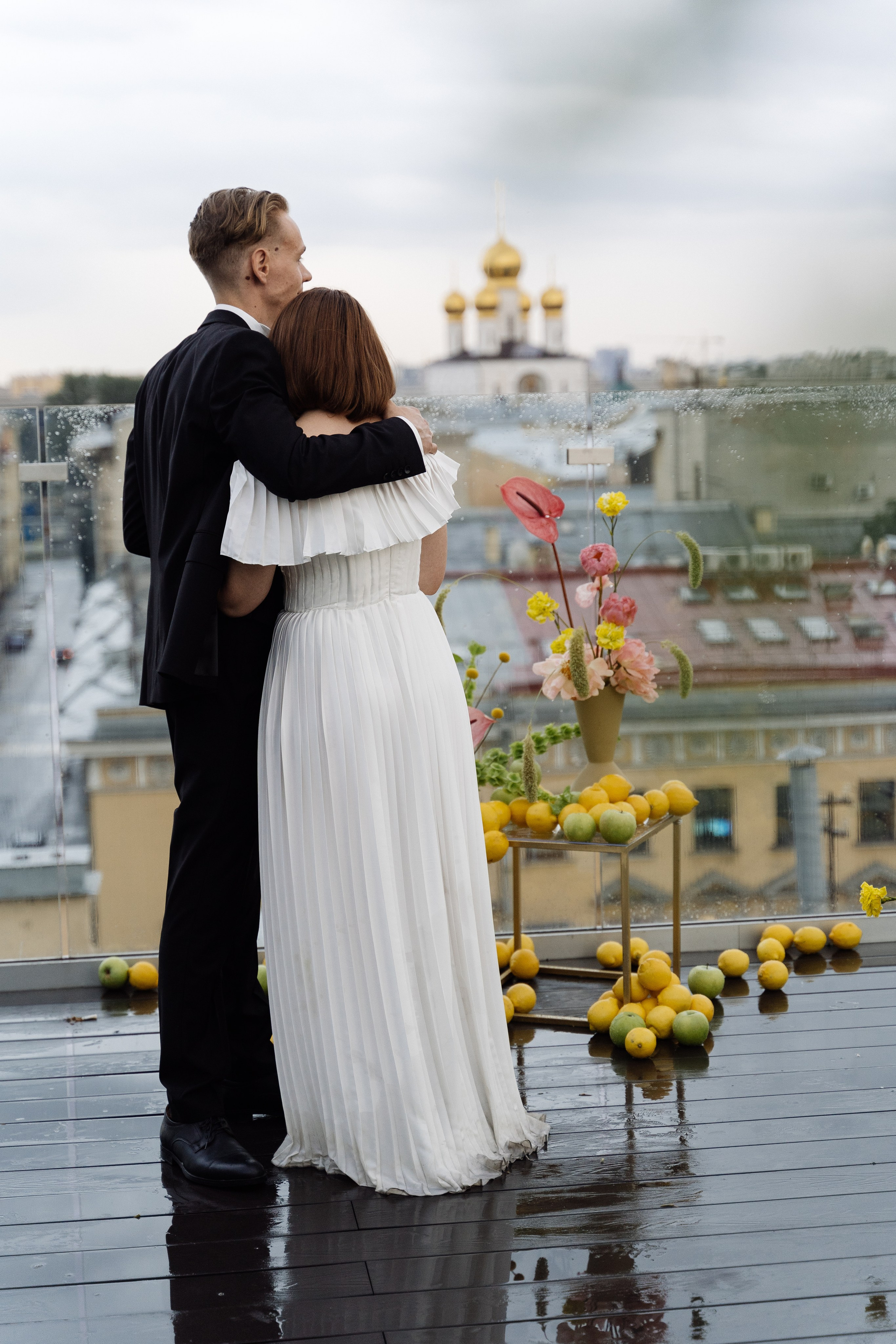 Свадьба на крыше Петербурга. Свадебный фотограф организатор в Санкт-Петербурге Ассоль Опарина