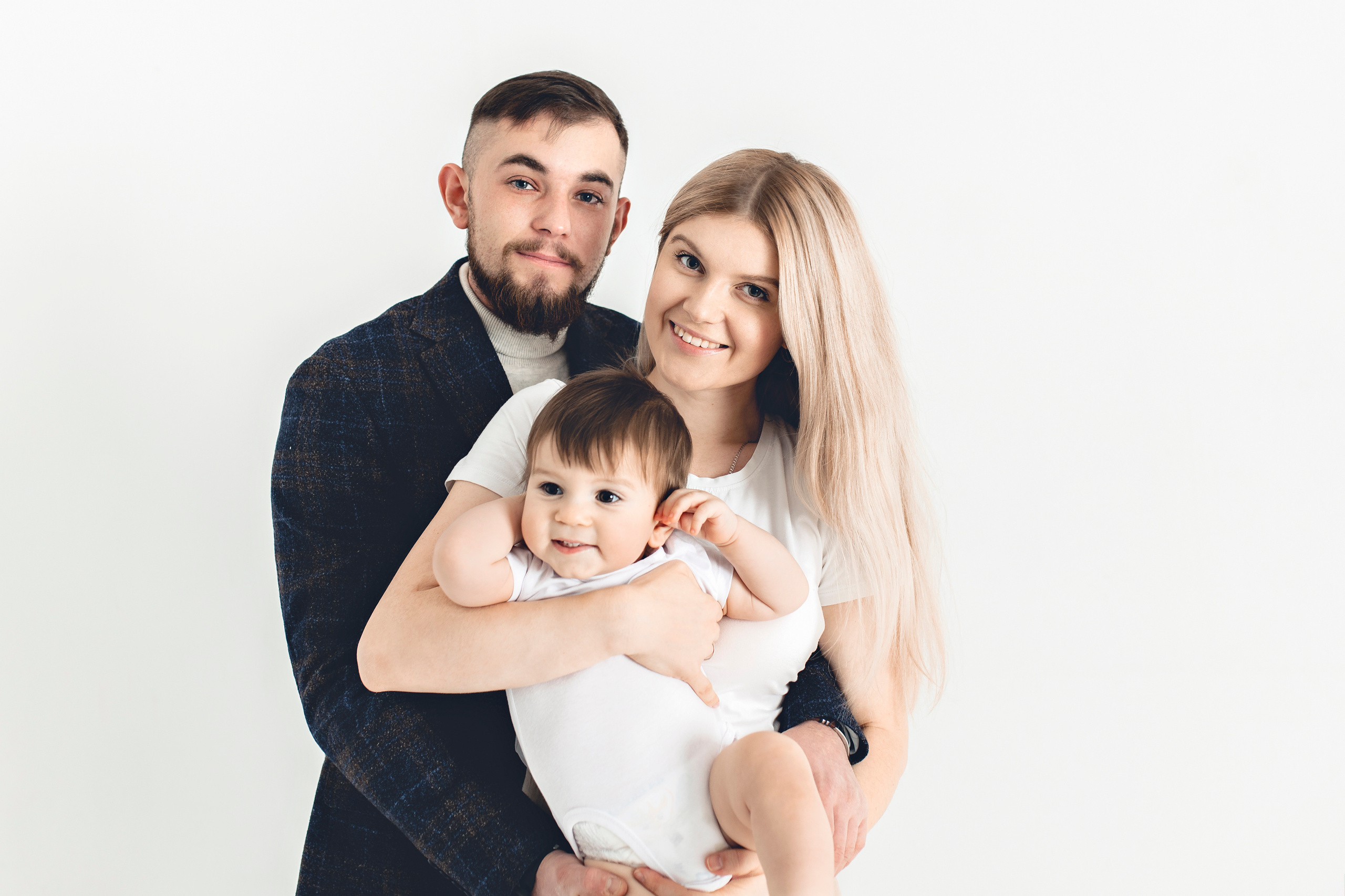 Семейная фотосессия с годовалым малышом. Фотограф новорожденных в городе Ульяновске Павленкова Лилия