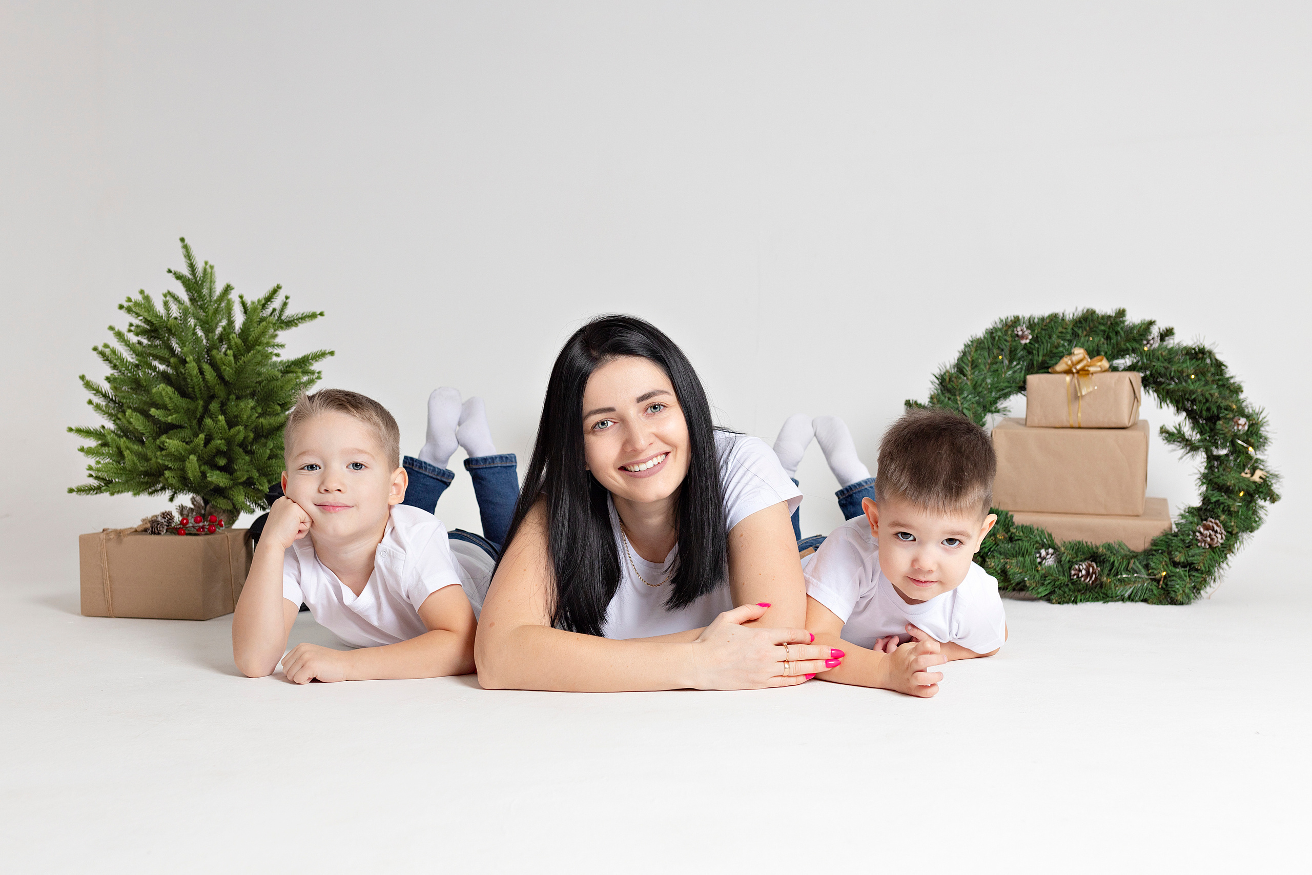 Новогодняя серия мамы с сыночками🎄🎄🎄. Фотограф новорожденных в городе Ульяновске Павленкова Лилия