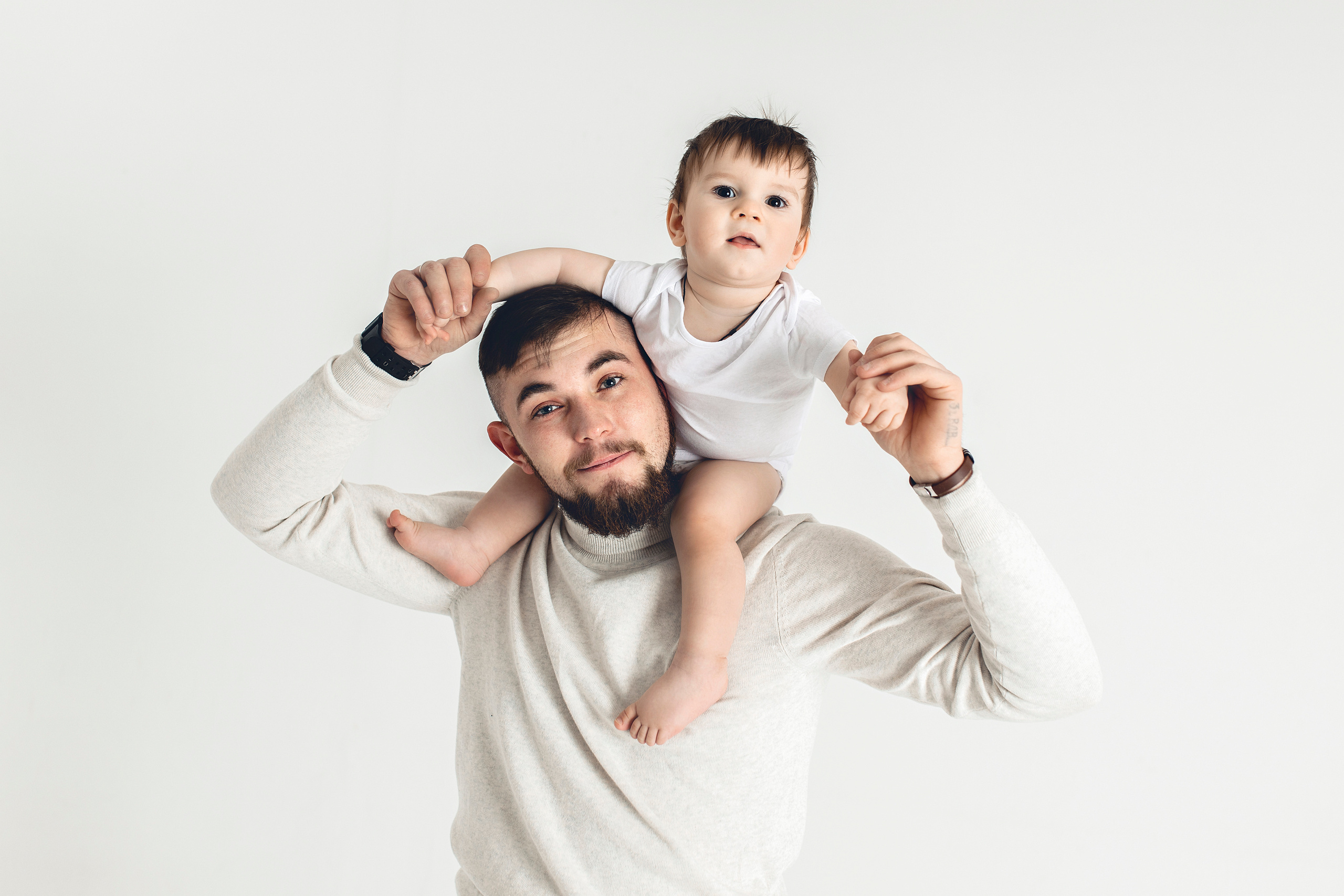 Семейная фотосессия с годовалым малышом. Фотограф новорожденных в городе Ульяновске Павленкова Лилия