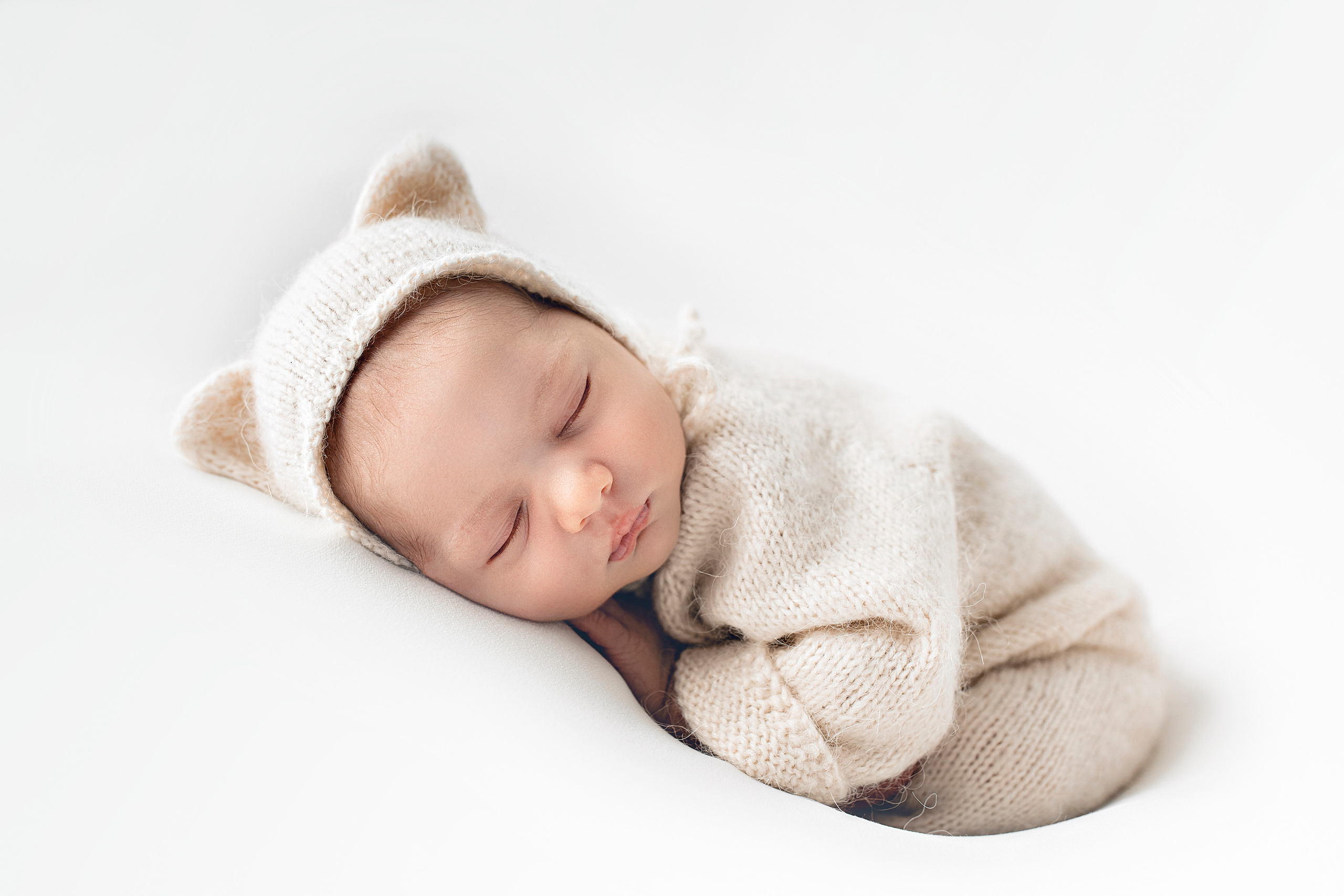 Первая фотосессия малышки с прекрасным именем Мирослава. Фотограф новорожденных в городе Ульяновске Павленкова Лилия