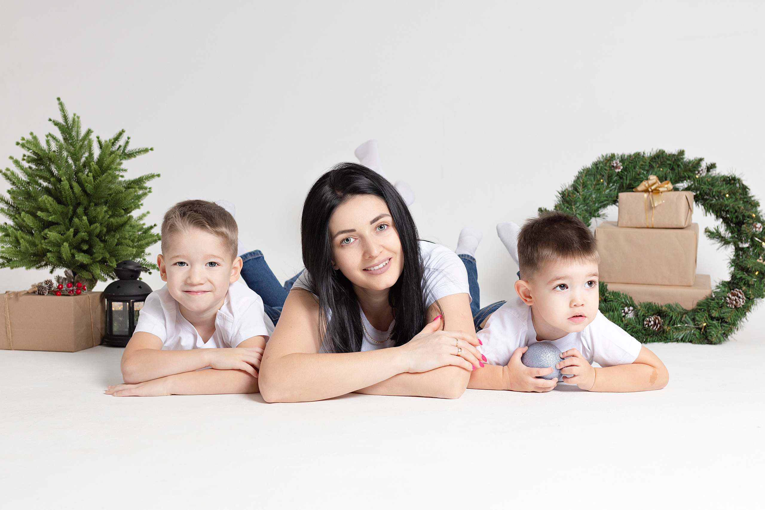 Новогодняя серия мамы с сыночками🎄🎄🎄. Фотограф новорожденных в городе Ульяновске Павленкова Лилия