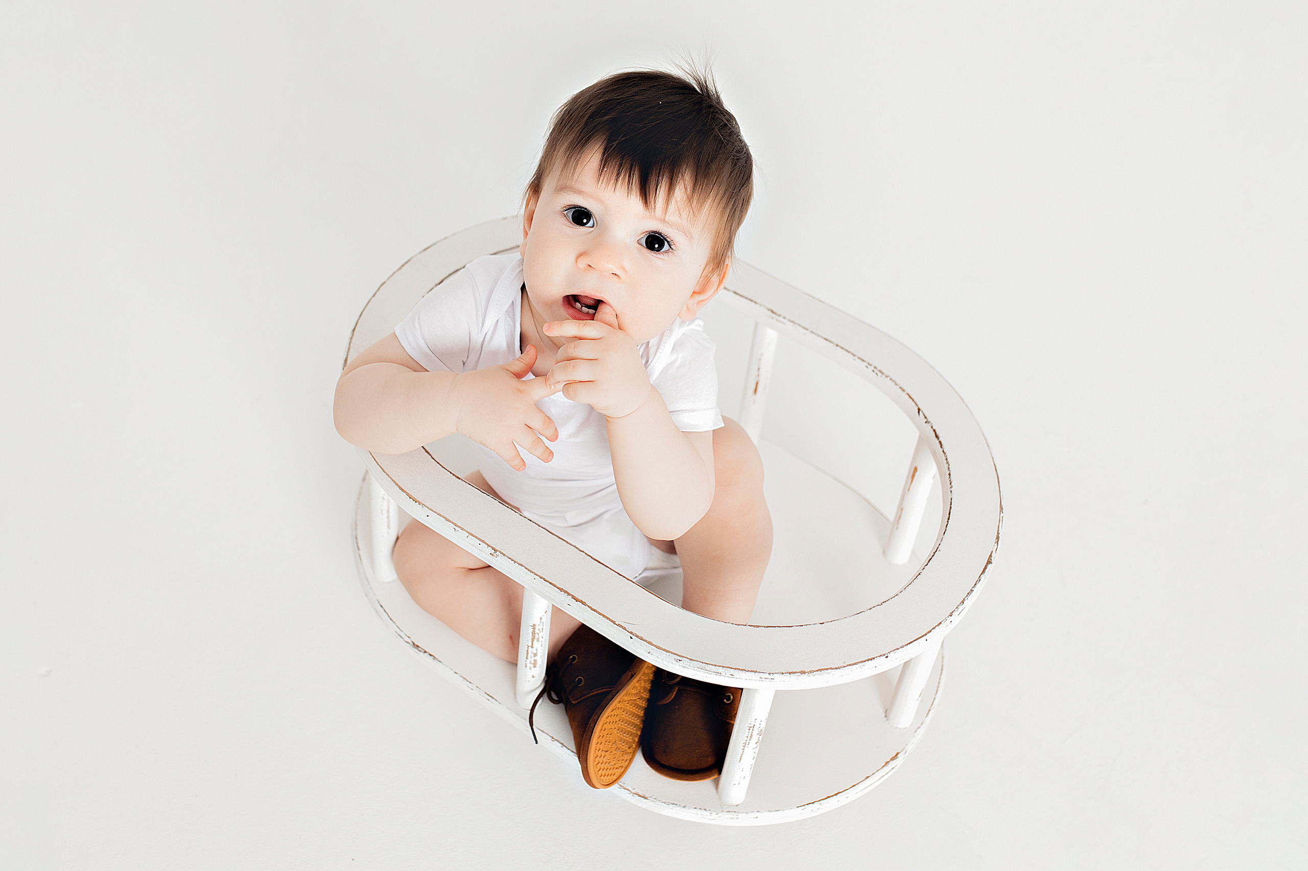 Семейная фотосессия с годовалым малышом. Фотограф новорожденных в городе Ульяновске Павленкова Лилия