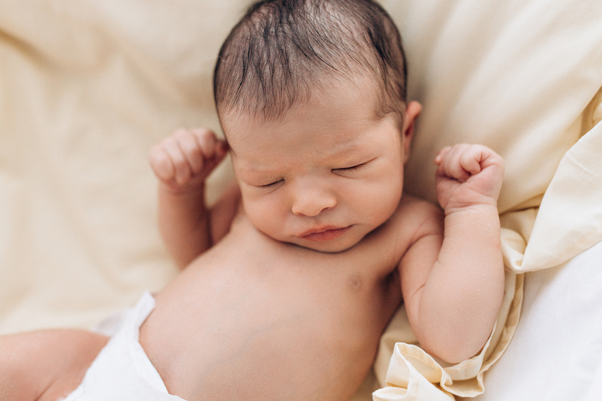 Первая фотосессия Анны 8 days. Фотограф новорожденных в городе Ульяновске Павленкова Лилия