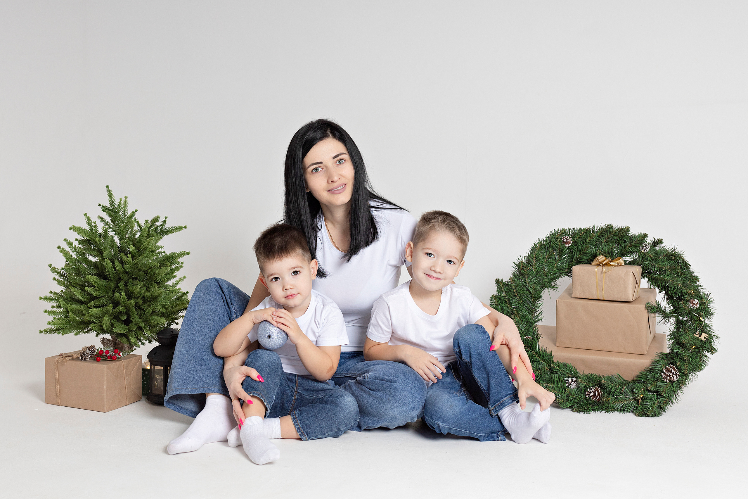 Новогодняя серия мамы с сыночками🎄🎄🎄. Фотограф новорожденных в городе Ульяновске Павленкова Лилия