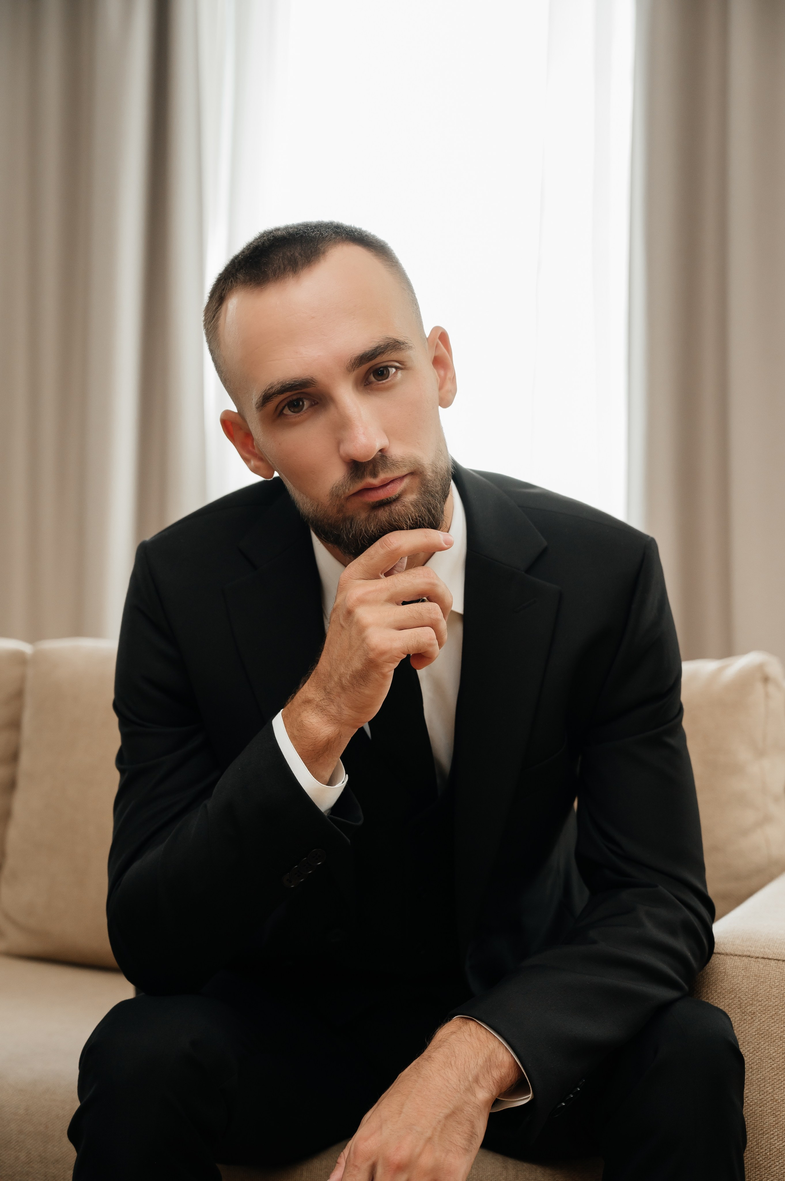 Свадьба (утро в отеле). Свадебный и семейный фотограф в Краснодаре Алина Мельник