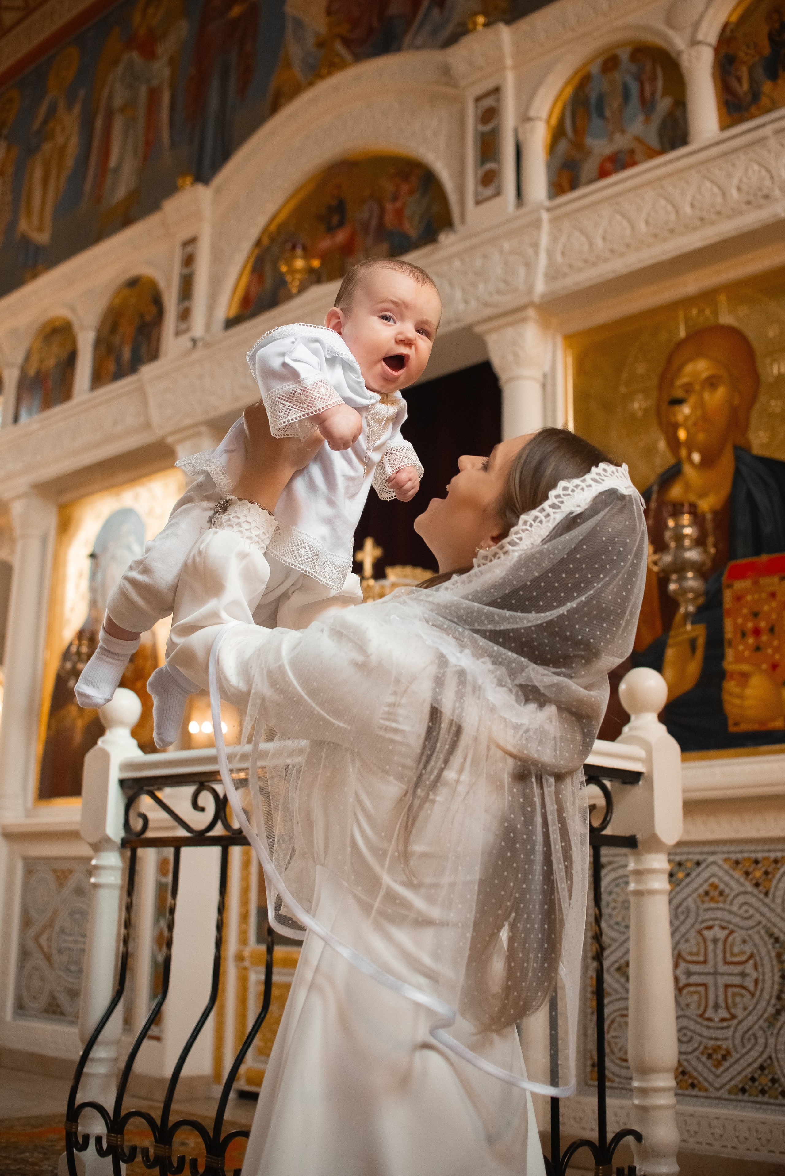 Крещение Тимофея в хр.Андрея Первозванного. Семейный фотограф на выписку из роддома и крещение Минск Настя Гришук