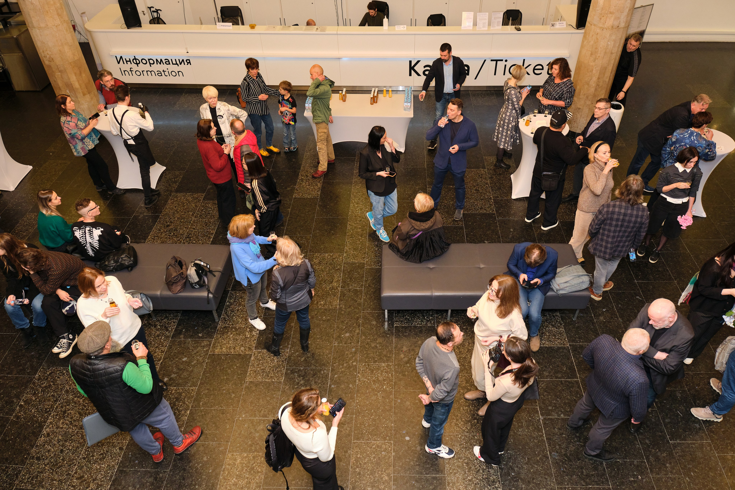 Выставка Свет. Третьяковская галерея. Профессиональный фотограф в Москве Захар Ишутин