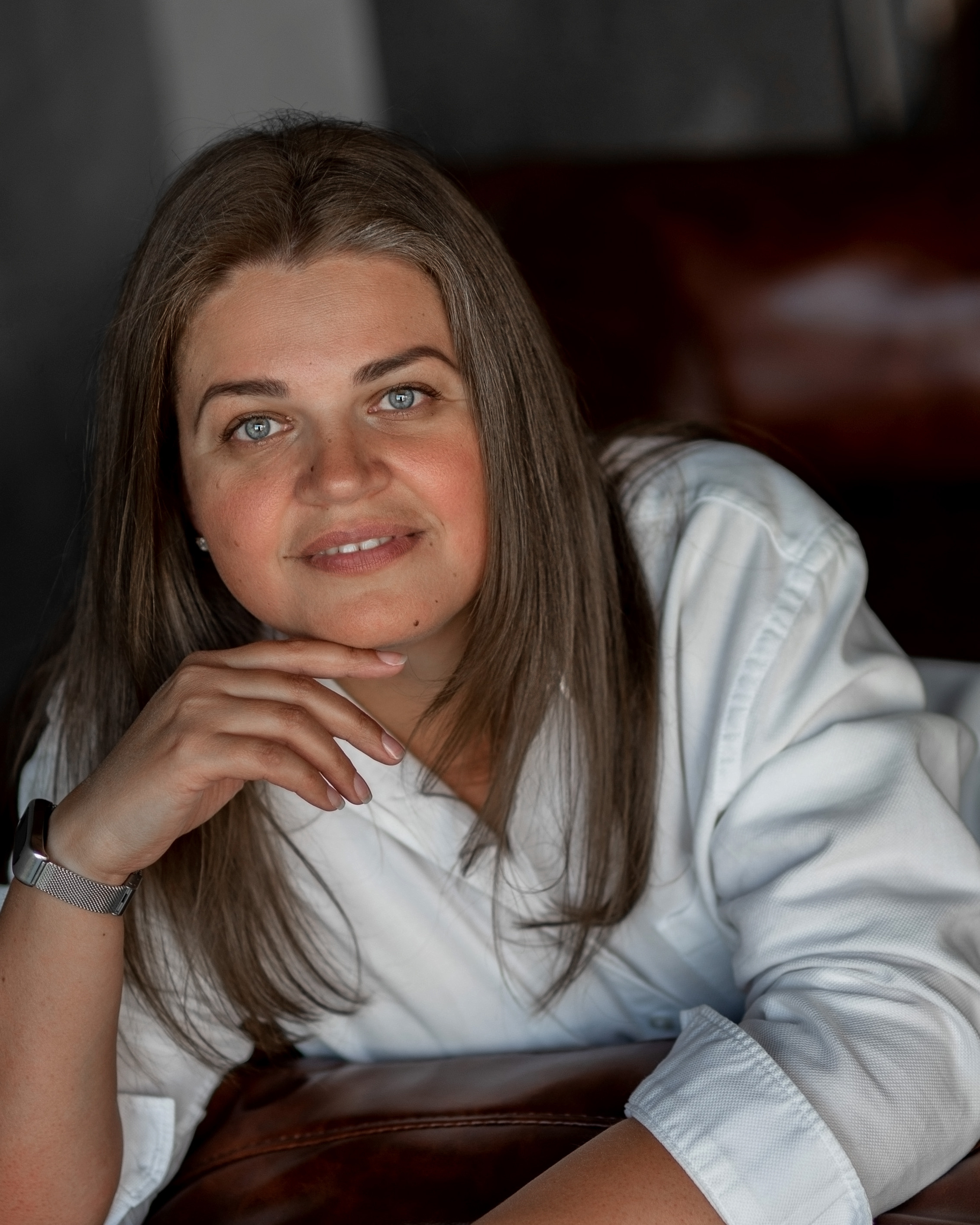 ММ, темная студия. Агентство личного бренда «Брендовски»