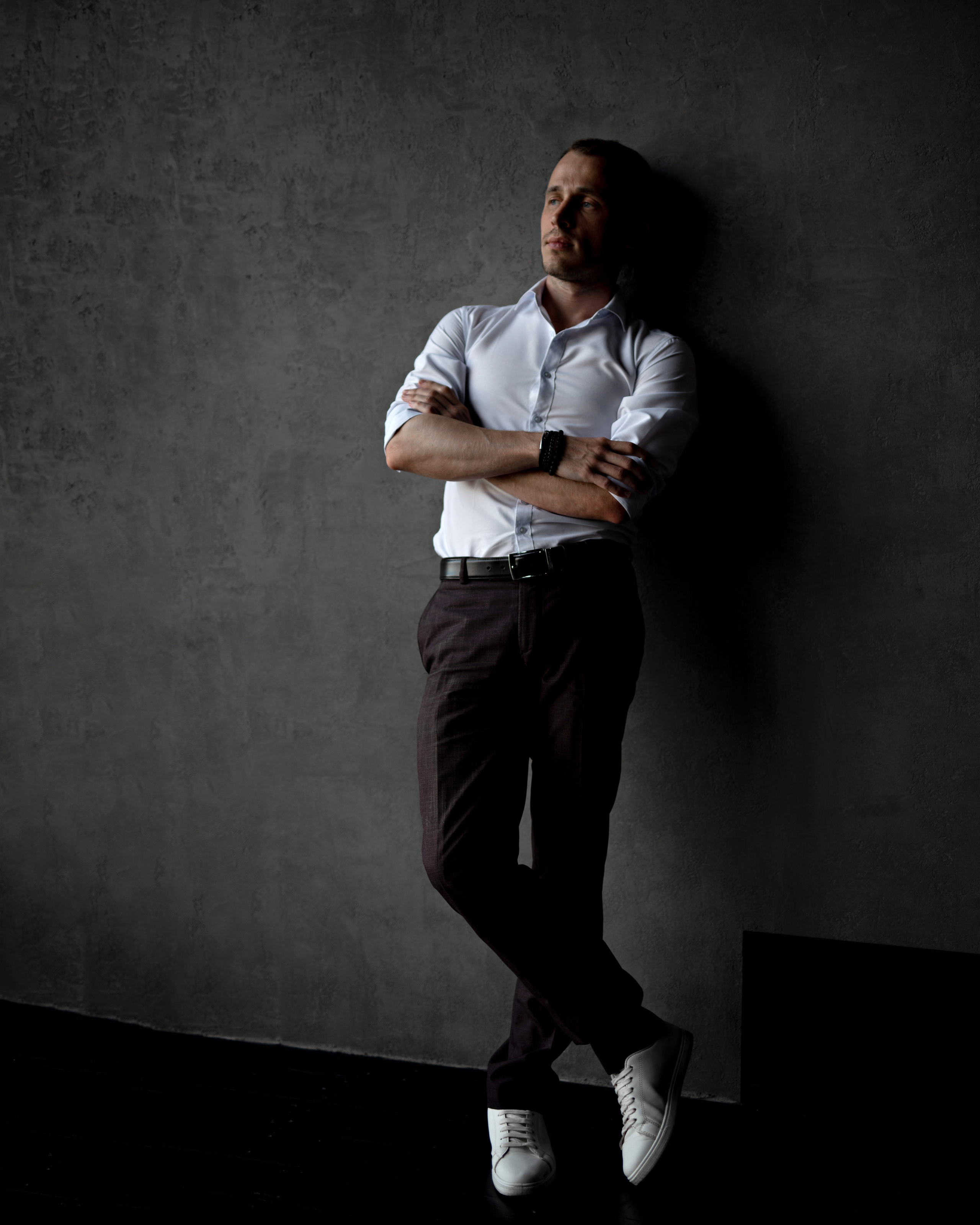 ММ, темная студия. Агентство личного бренда «Брендовски»