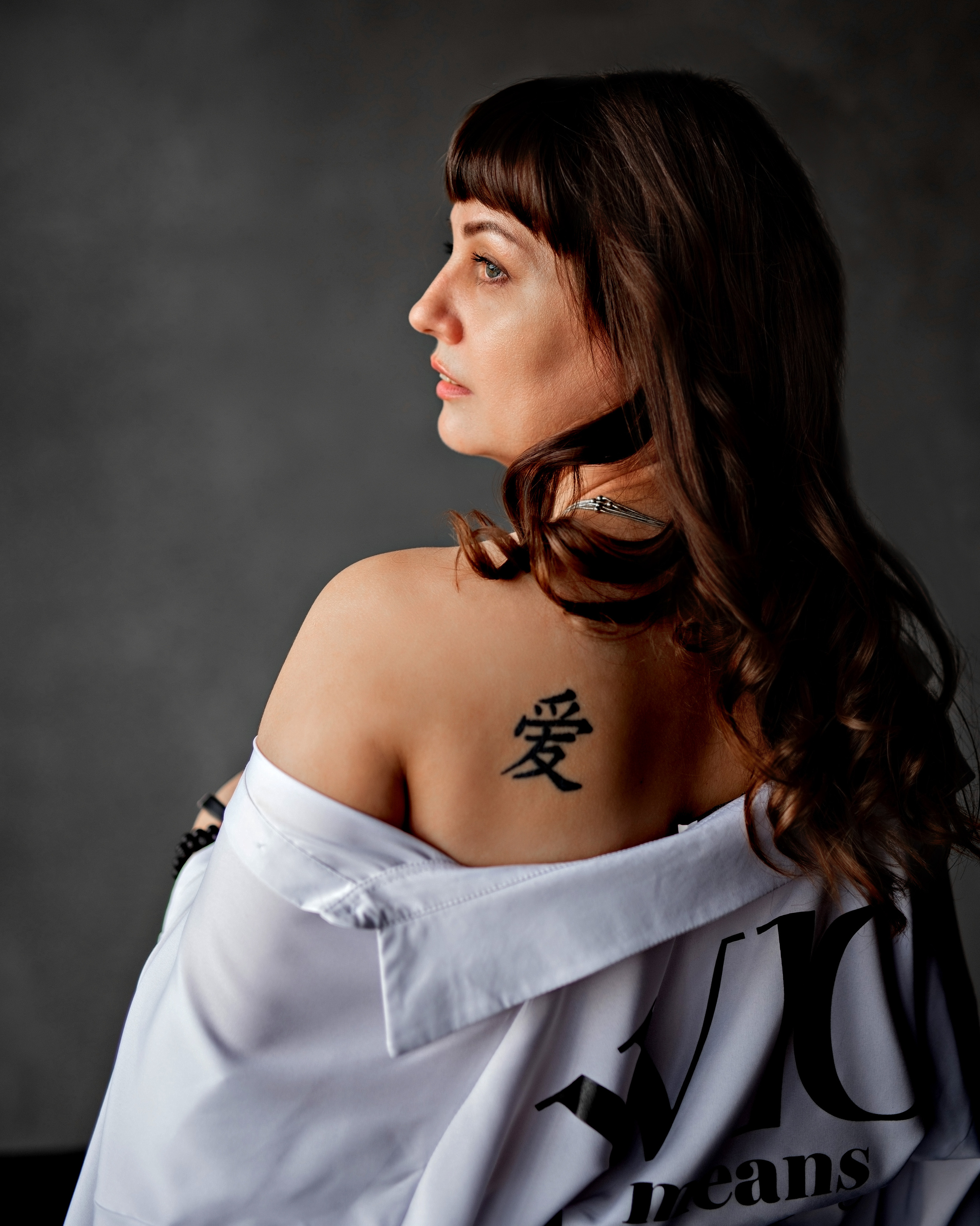 ММ, темная студия. Агентство личного бренда «Брендовски»