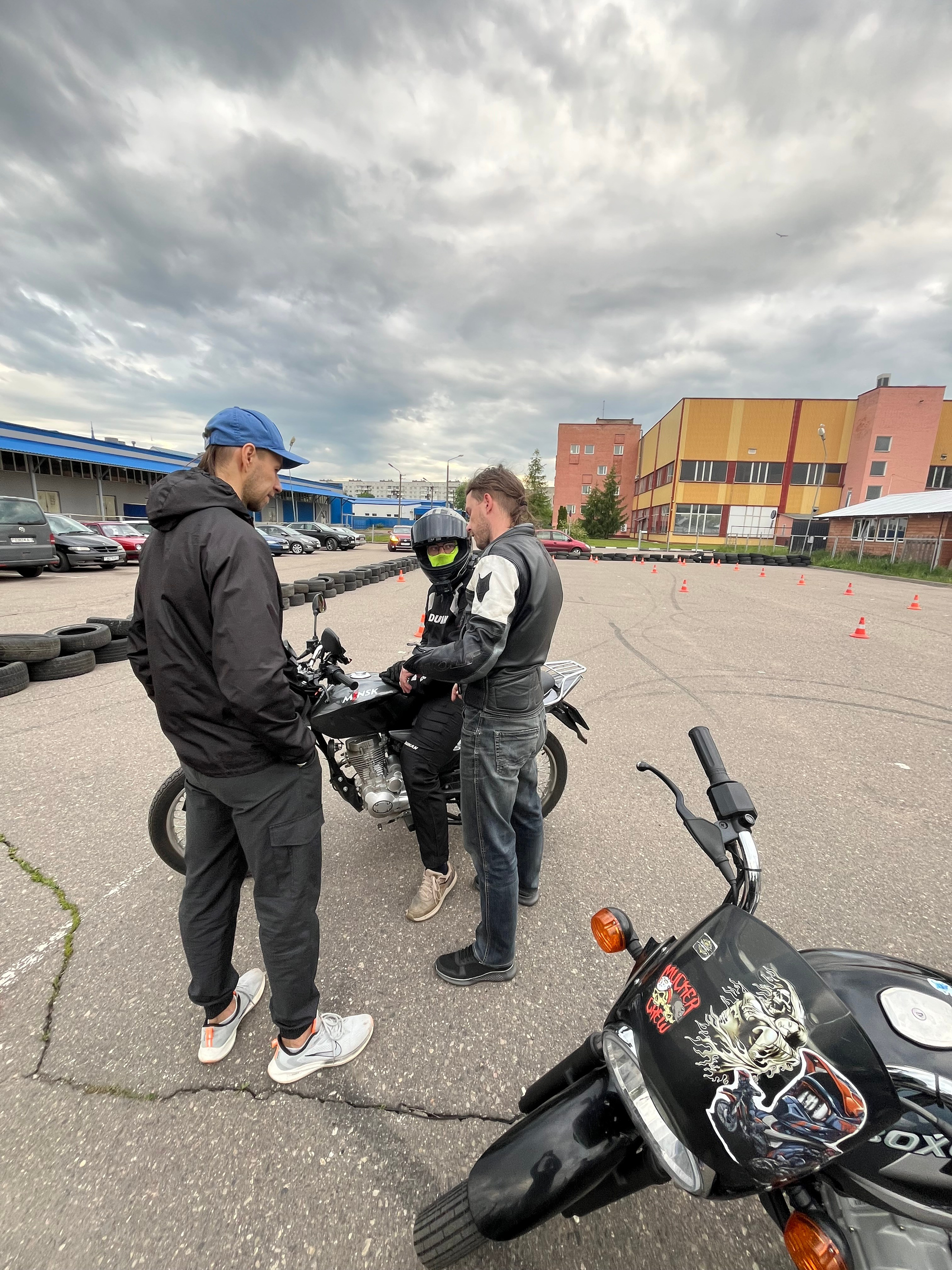 ТРЕНИРОВКИ. МОТОШКОЛА в городе Витебске. Обучение категории А и А1