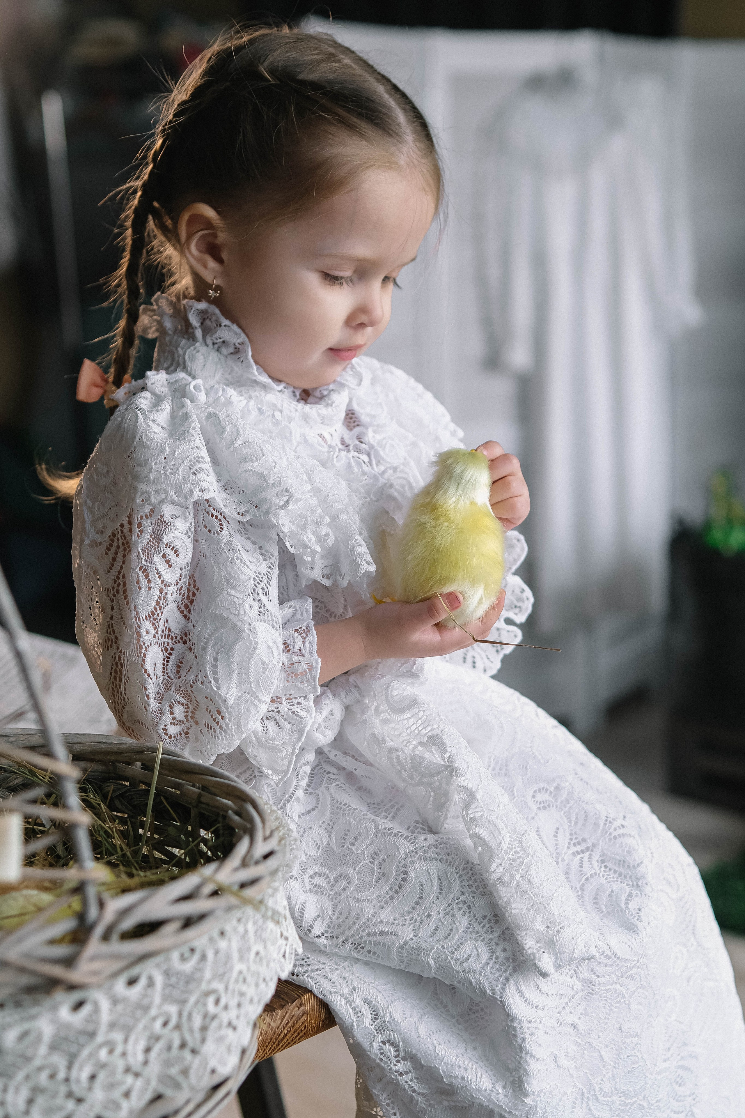 Юля и Варя (Пасха). Главная