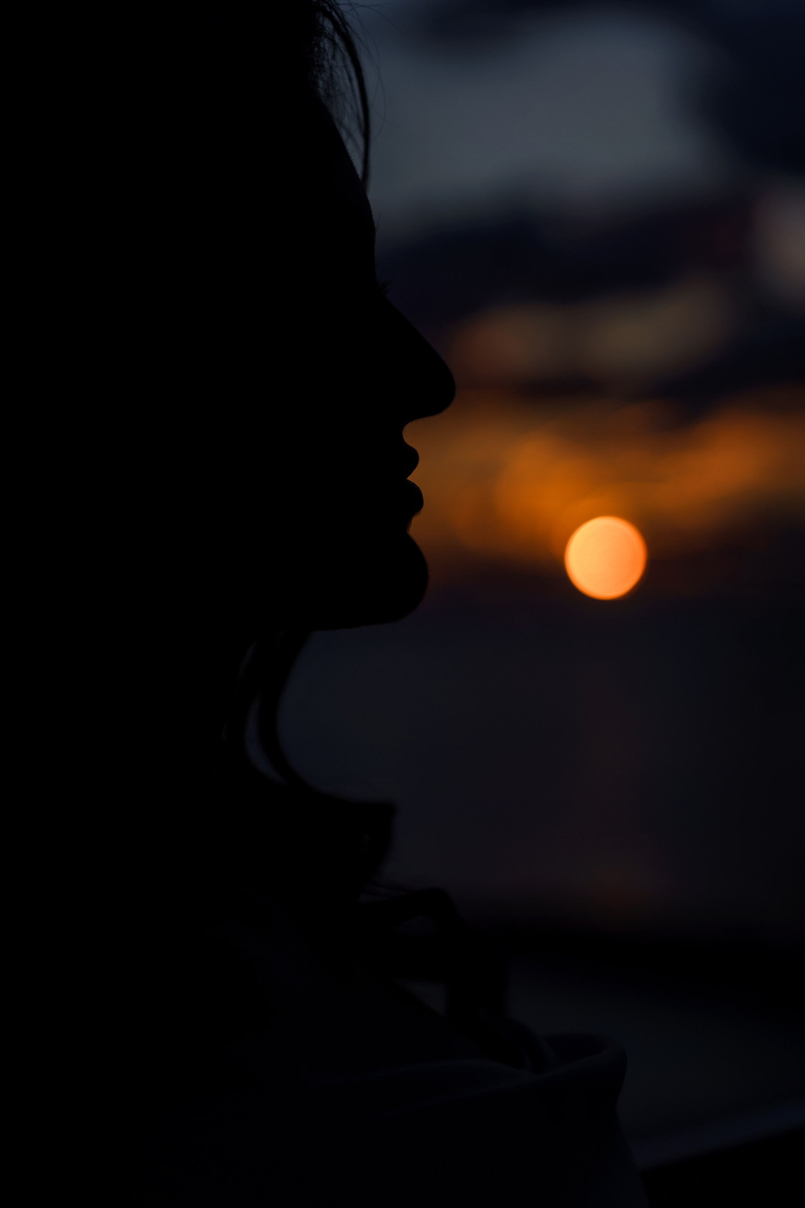 Красивое обручение на берегу чёрного моря в Лермонтово от ТВИНС СТУДИО. ТВИНС СТУДИО — лучшие свадебные фотографы и видеографы в Краснодаре