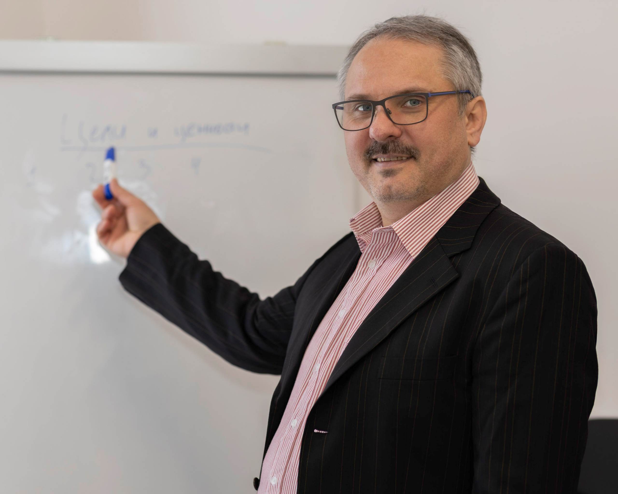 БИЗНЕС ПОРТРЕТ. Визуальная упаковка брендов и проектов через фото и видеопроизводство