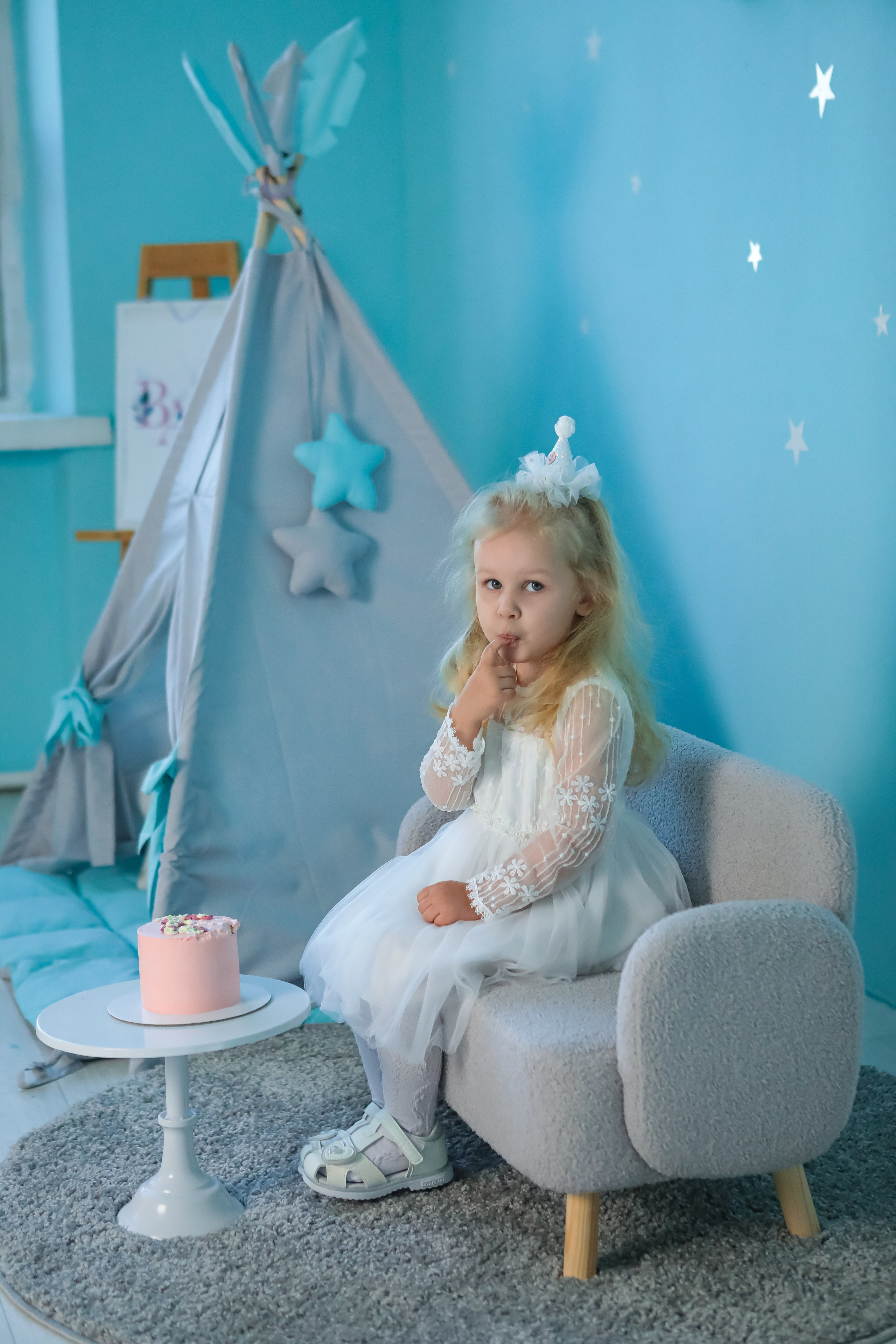 3 годика Леночке. Фотограф г. Хабаровск. Семейные и индивидуальные съёмки