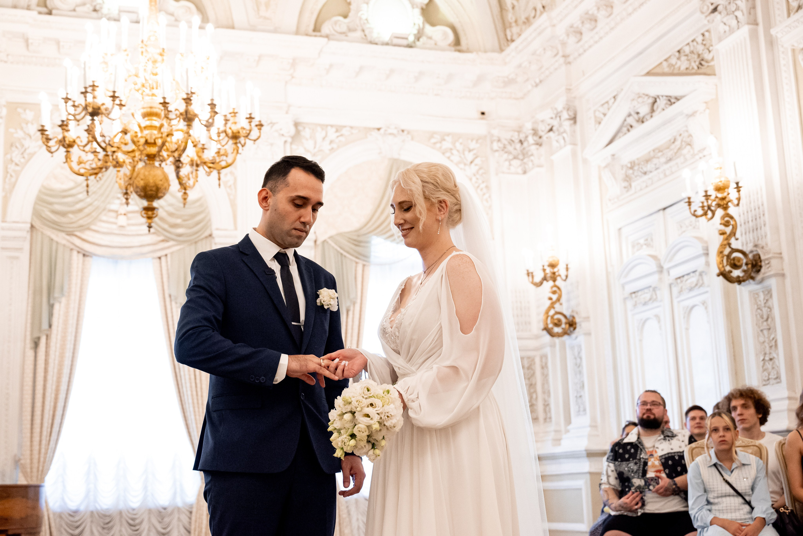 Свадьба в Санкт-Петербурге. Анастасия Петрович фотограф, фотокорреспондент в Москве и Санкт-Петербурге. Фотосъёмка репортажа, мероприятия, корпоративная съёмка, контент