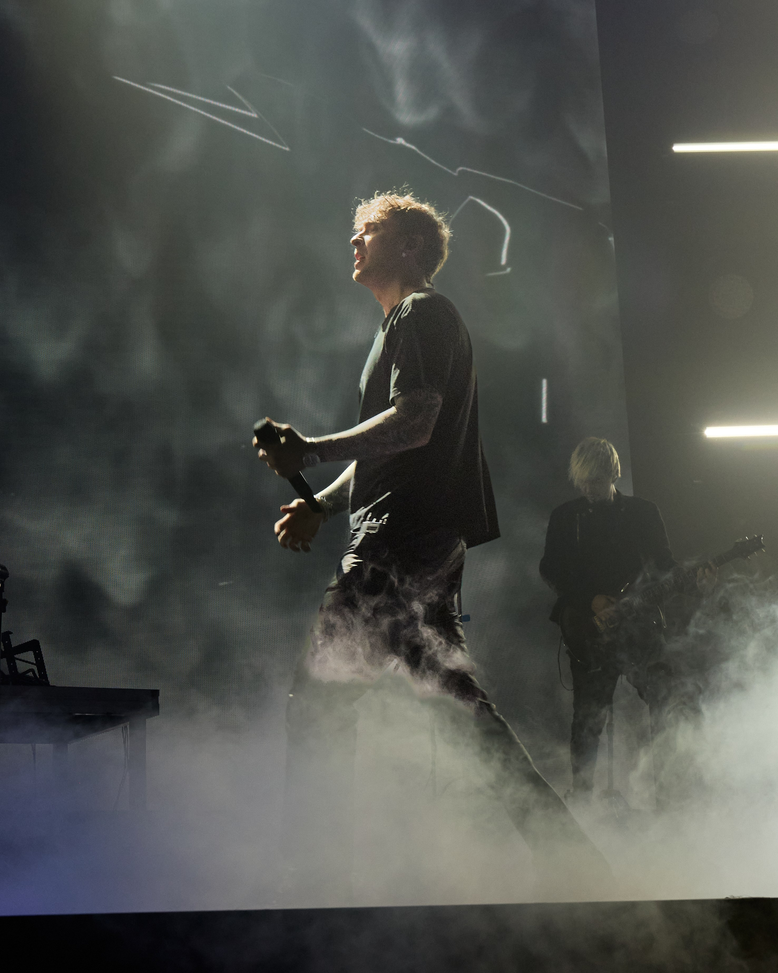 Egor Kreed. Святослав Лебедев | Рекламный фотограф — Коммерческая съемка, Арт-дирекшн, AI-интеграция