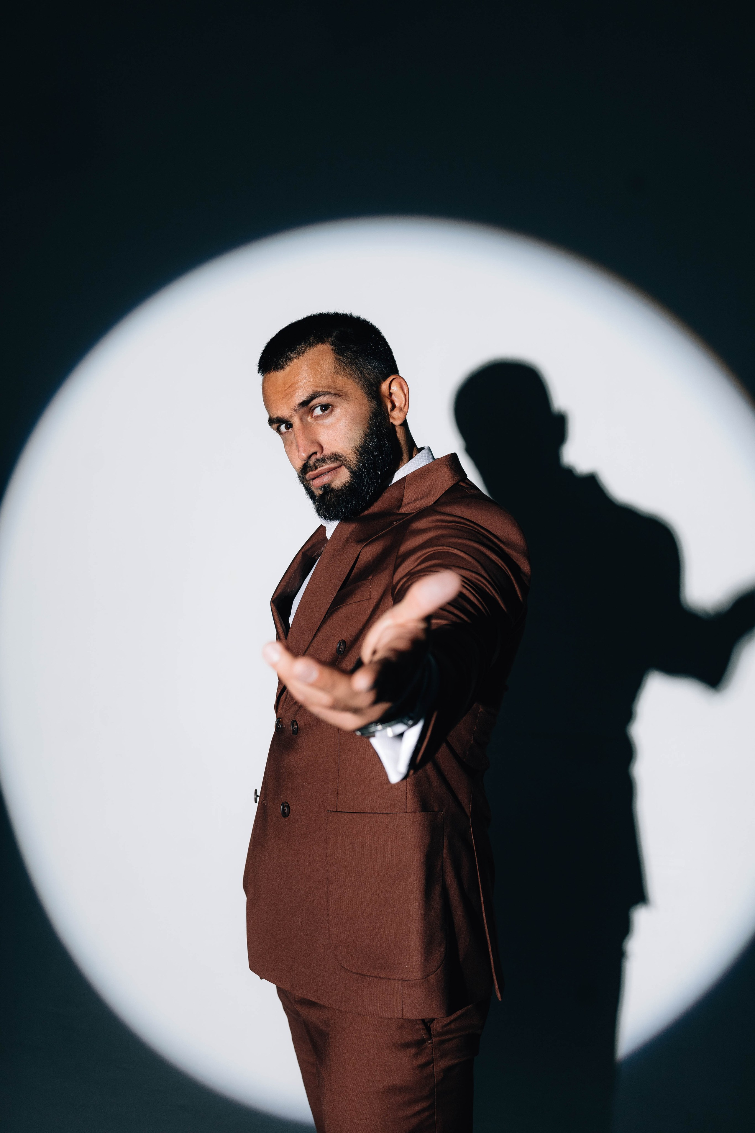 Личность в кадре. Свадебный фотограф в Москве Арчылан Николаев