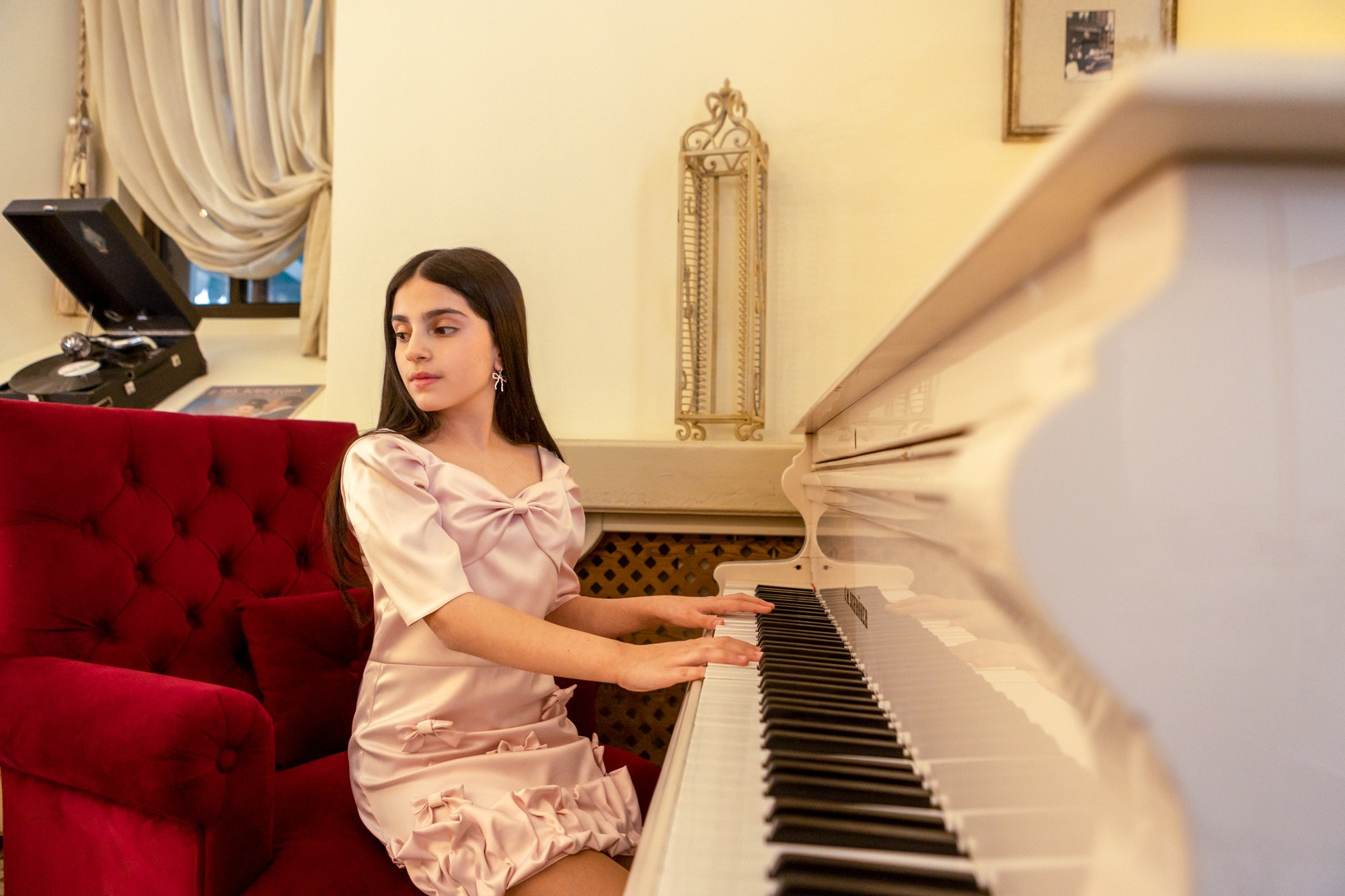 День Рождения Софьи и Лизы в ресторане «Ностальгия». Фотограф в Оренбурге. Профессиональный фотограф