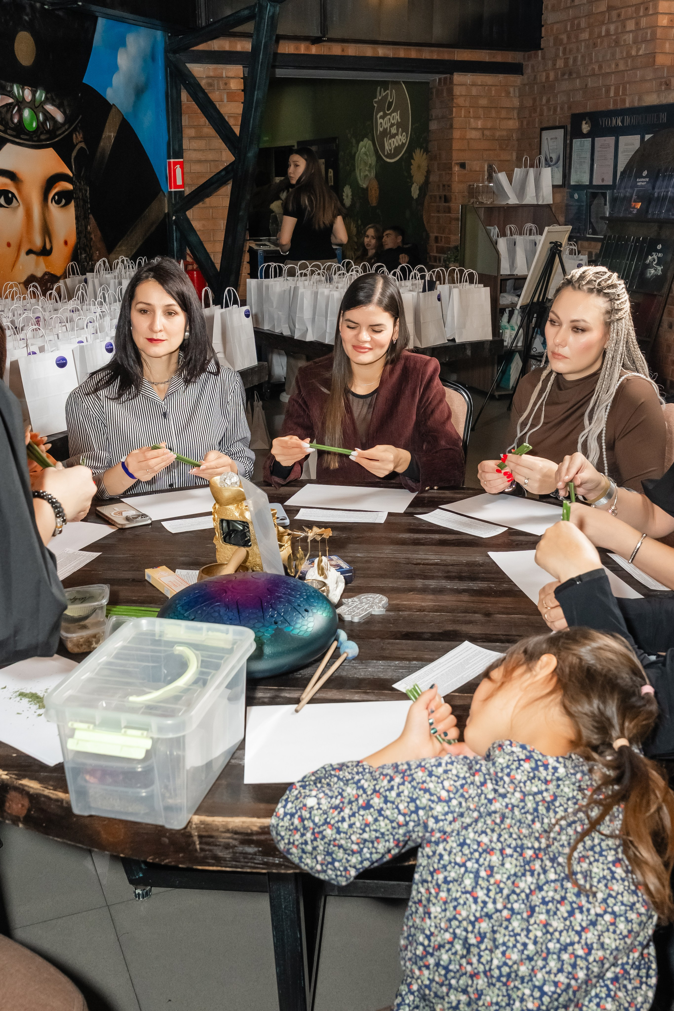 Фестиваль писхологии и самопознания. Фотограф и видеограф в Улан-Удэ: Аюна Габагуева и Артём Шаханов