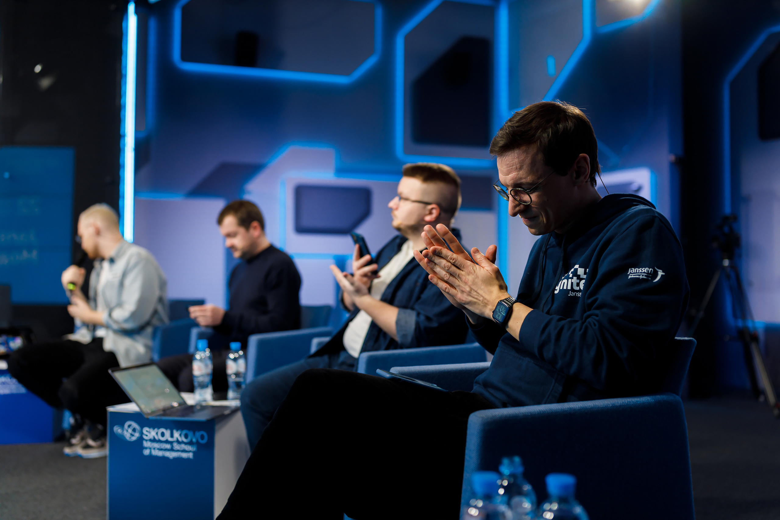 фотосъёмка конференции москва, фотосъёмка онлайн, фотосъёмка события, фотограф борисов семён