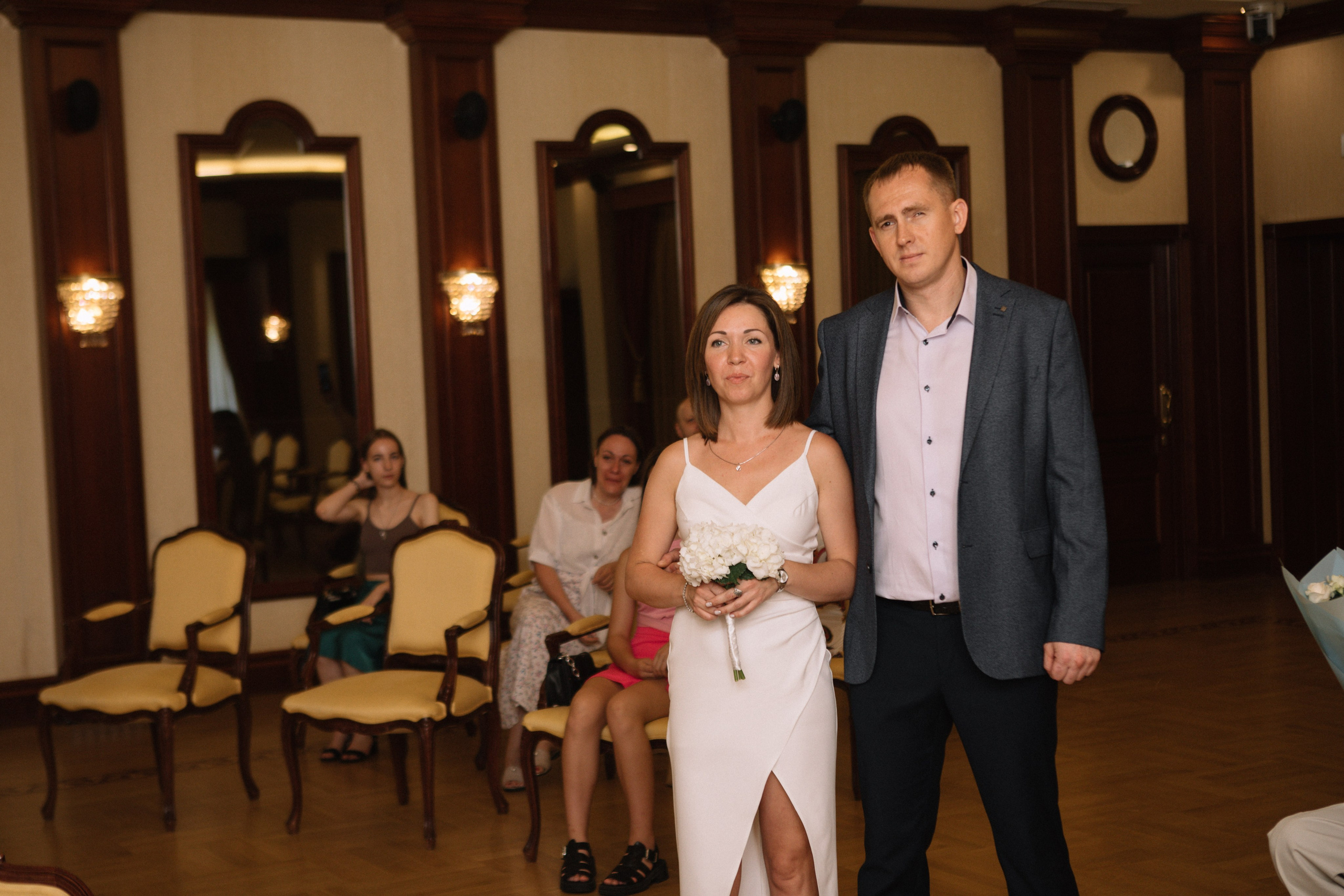 Лиза и Сережа. Роспись и тусовка в коттедже. Свадебный и портретный фотограф в Москве Анастасия Масюк