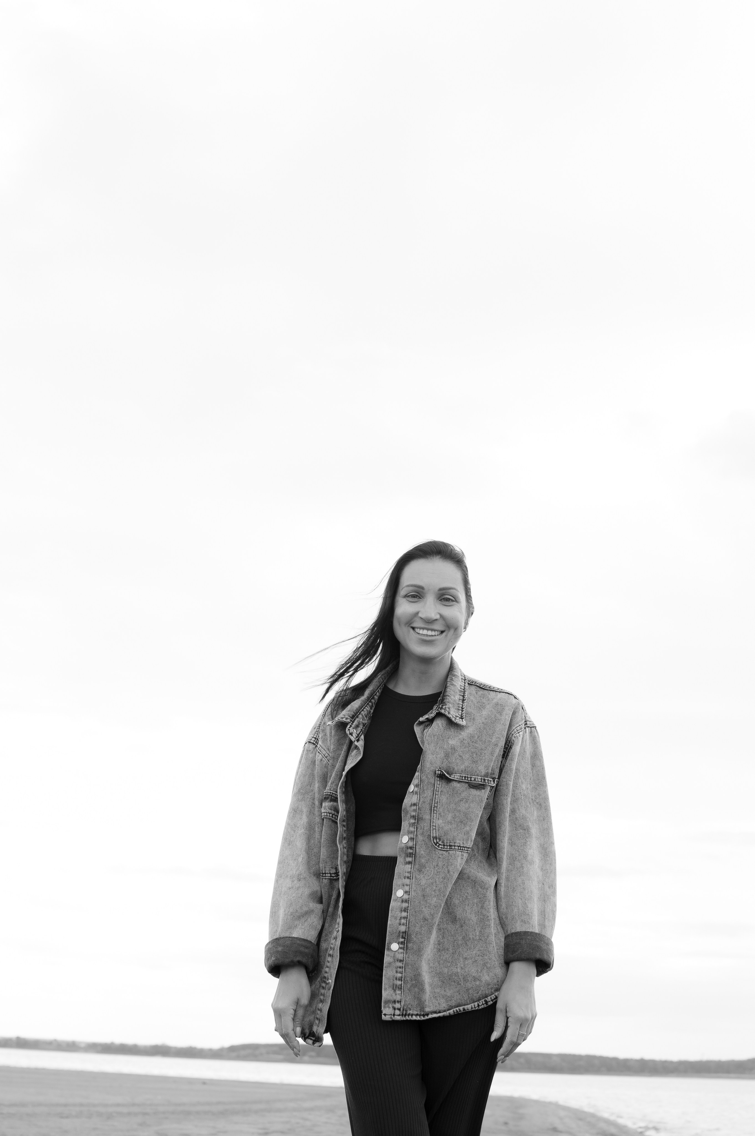 женский портрет, фотограф казань, фотограф спб, фотосессия, индивидуальная фотосессия, фото - терапия, Я-Есть, фотография, фотосессия в Казани, фотограф Дарья Гром, психологический портрет, чернобелая фотография, фотограф чб, фото история, фотосессия души