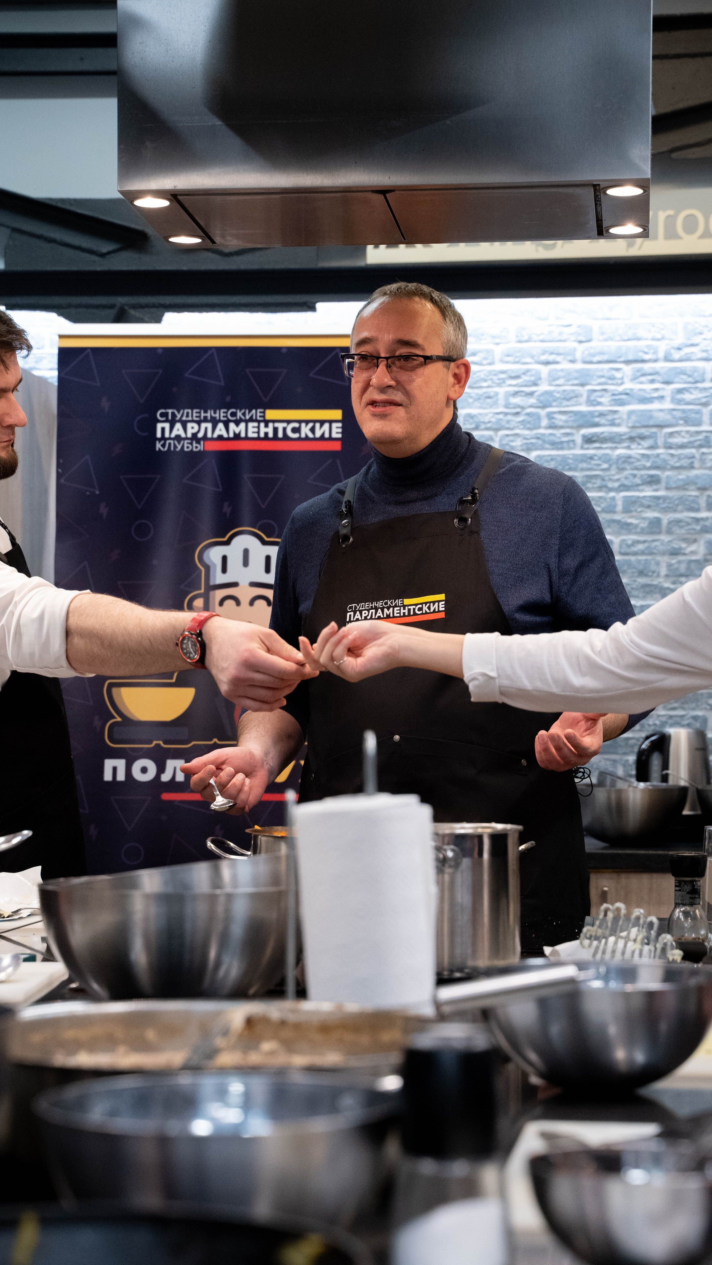 «ПолитКухня». Фотограф, оператор-монтажер, продюсер медиа проектов в Москве