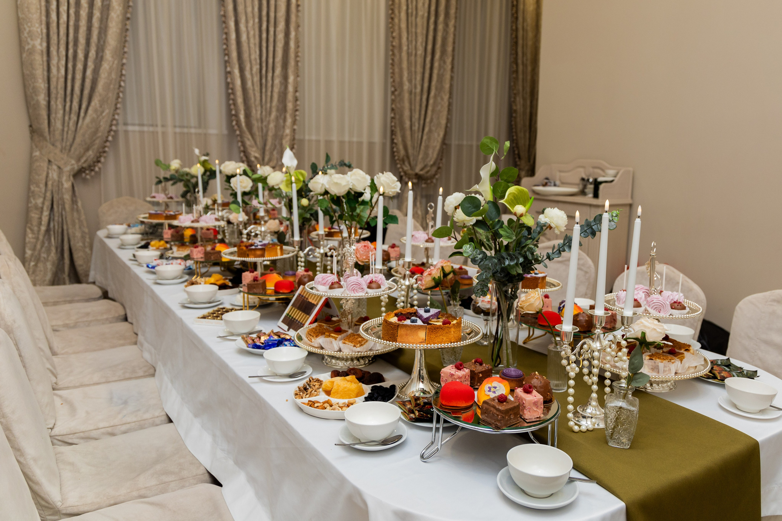 Алтынбек и Махаббат