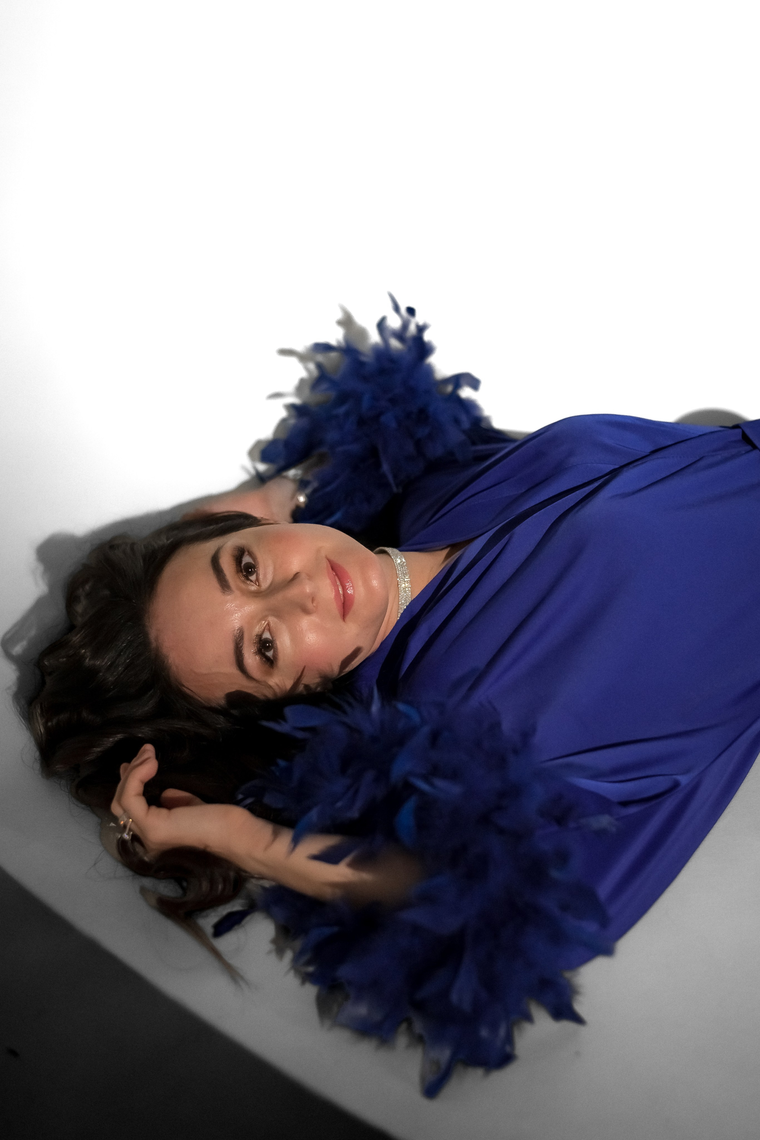 Циклорама + маски Гобо. КОНТЕНТ |БРЕНД фотограф Санкт-Петербург — Жанна Олтаржевская