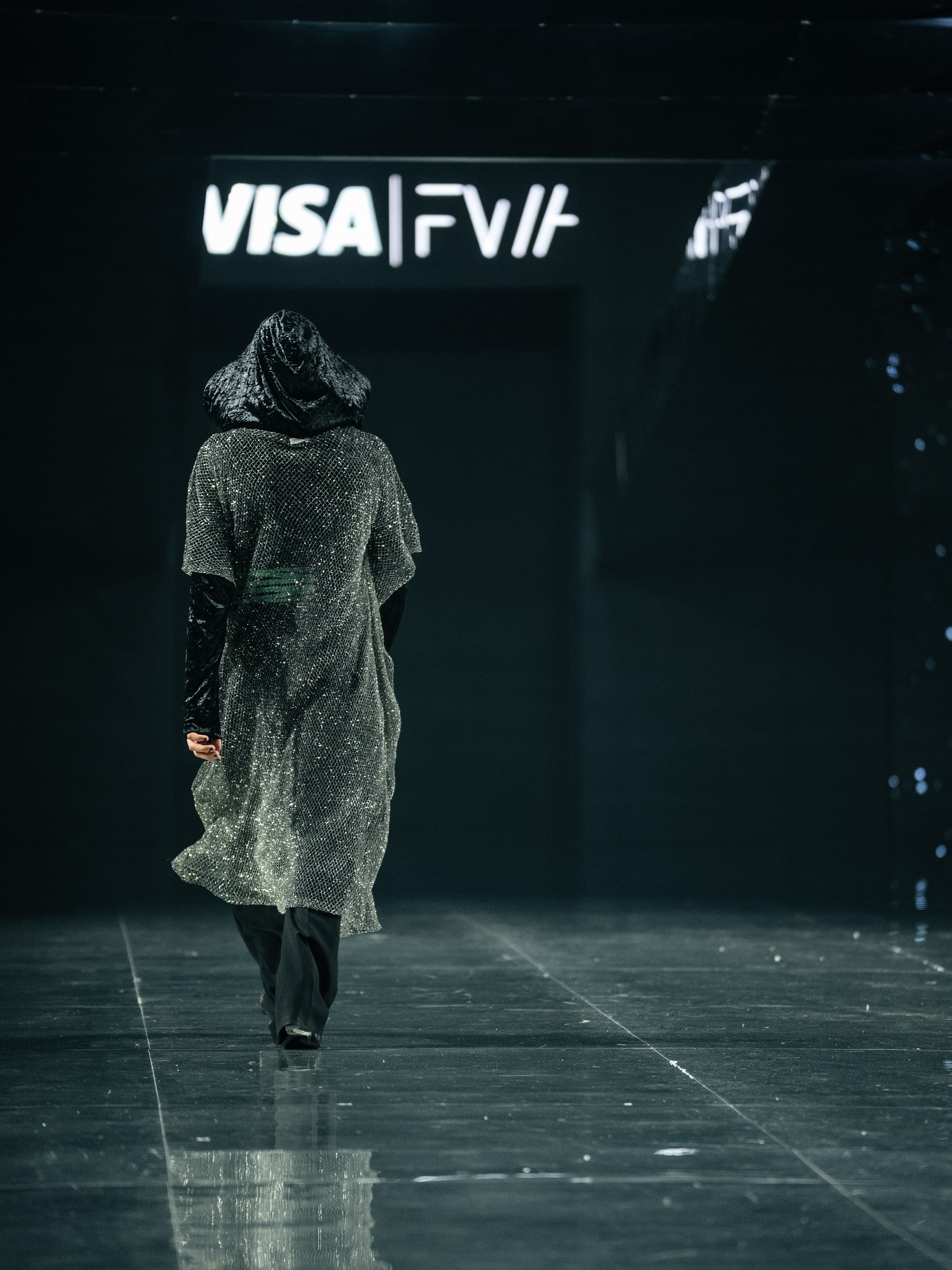 Visa Fashion Week YESYES. Сайт Алматинского НЮ АРТ, будуар и фэшн фотографа Дениса Карпенко
