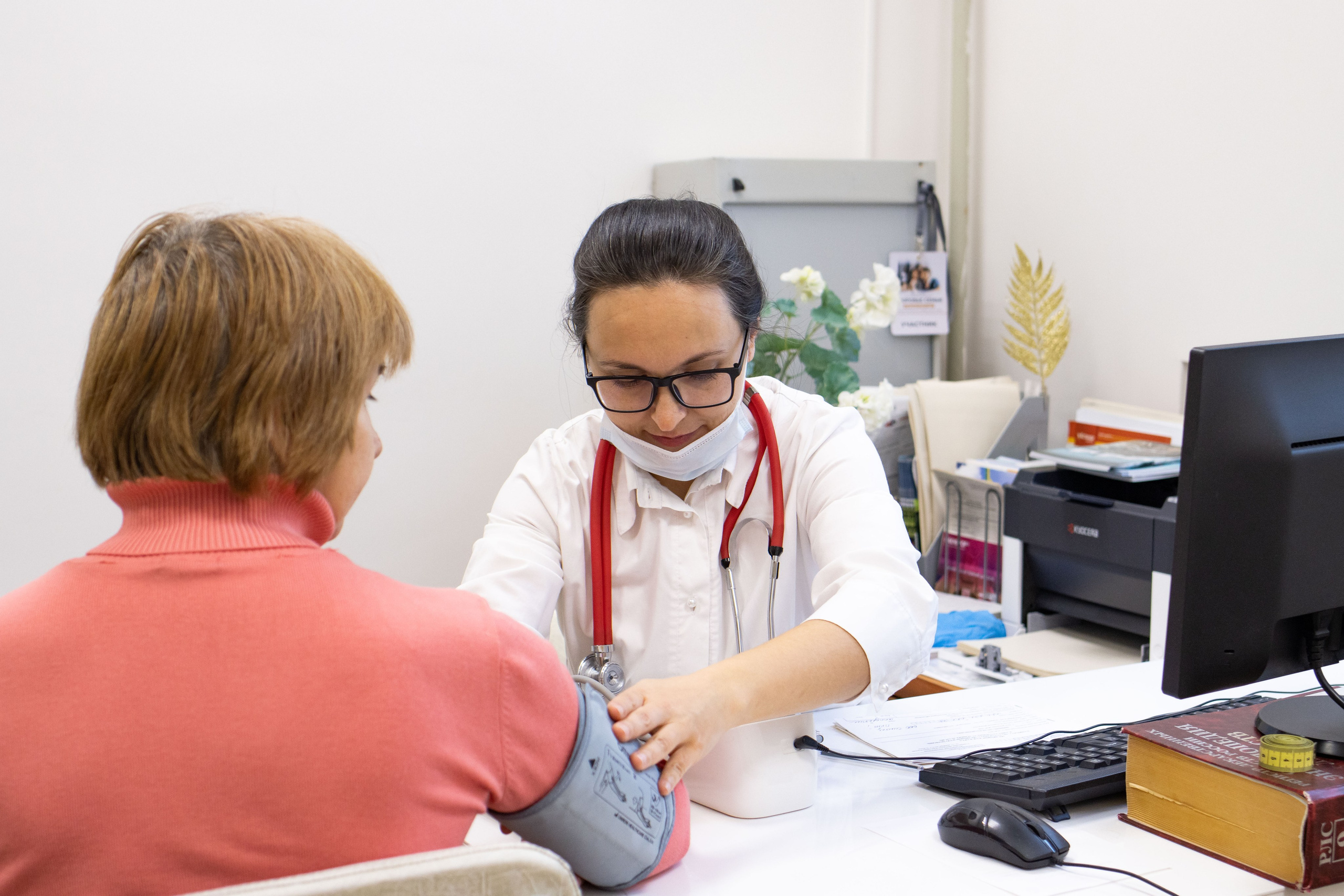 Контентная фотосессия для хирурга в Дзержинске. Фотограф в Дзержинске Воронина Юлия