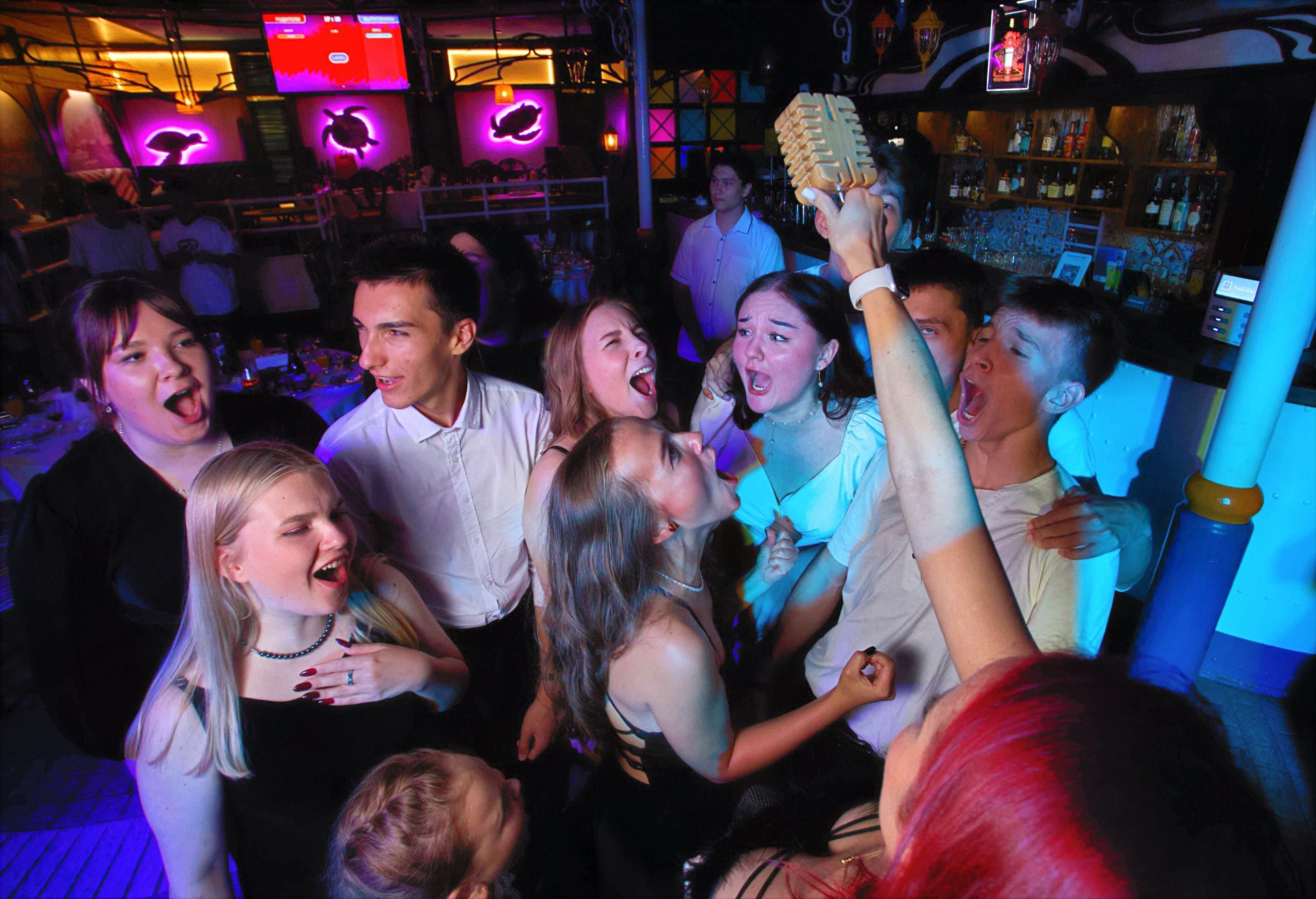 ВЫПУСКНОЙ «КОКОМО» 27.06.24. Репортажный фотограф Анапа