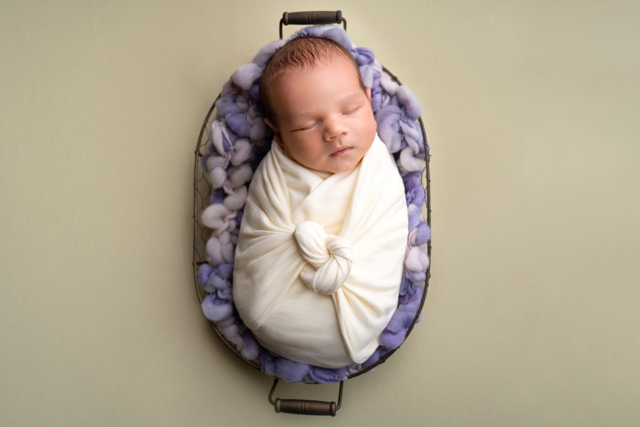 Ньюборн. Фотограф новорожденных Оренбург и свадебный фотограф Оренбург