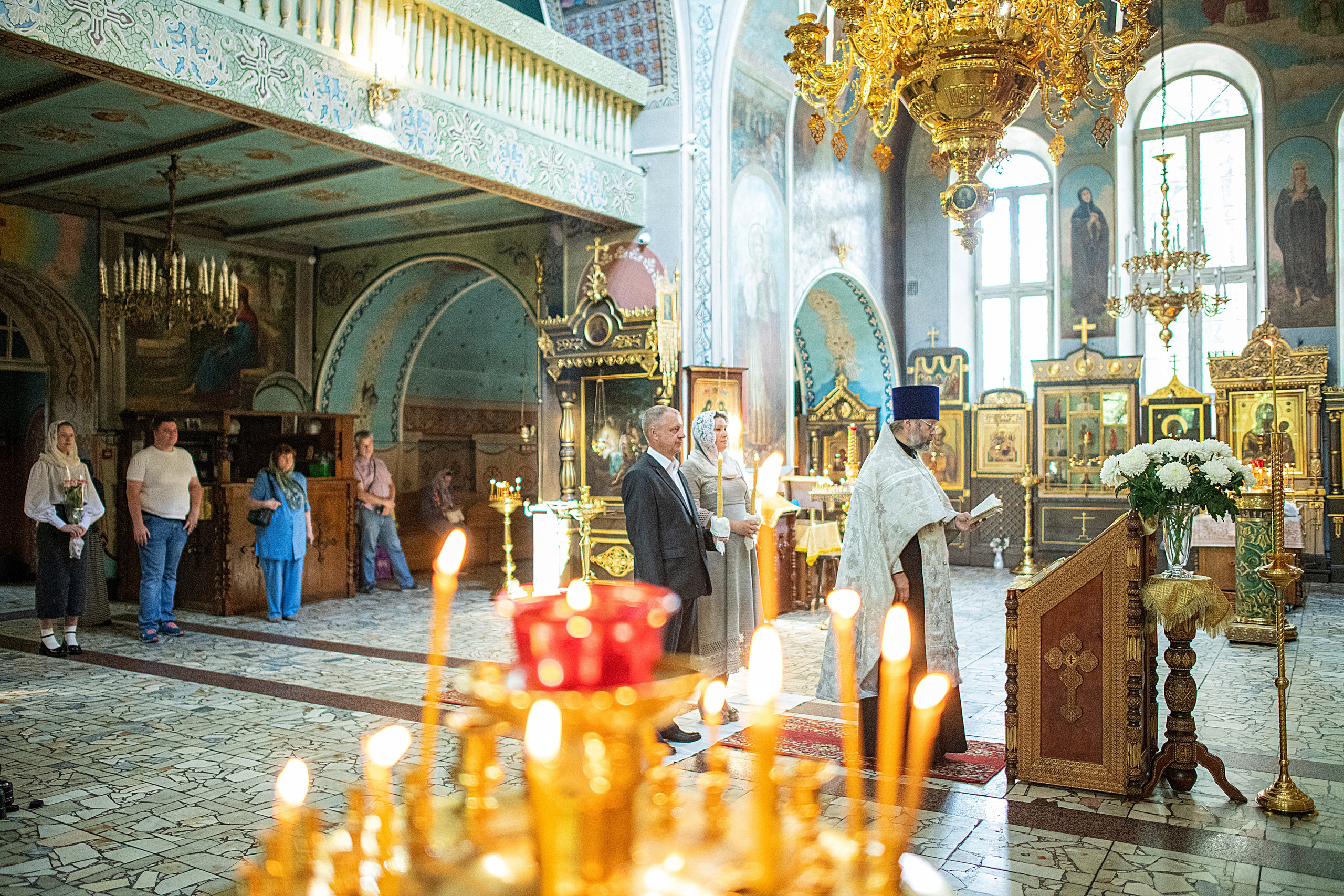 Венчание Натальи и Виктора в Храме Адриана и Натальи в Бабушкине. Фотограф Крещения и Венчания в Москве и МО