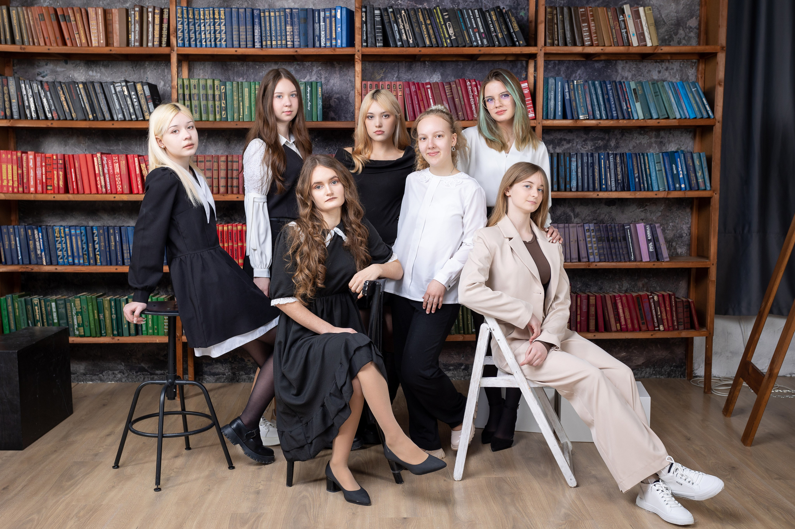 В студии. Выпускные альбомы Майкоп, Краснодар Елена Золотарева