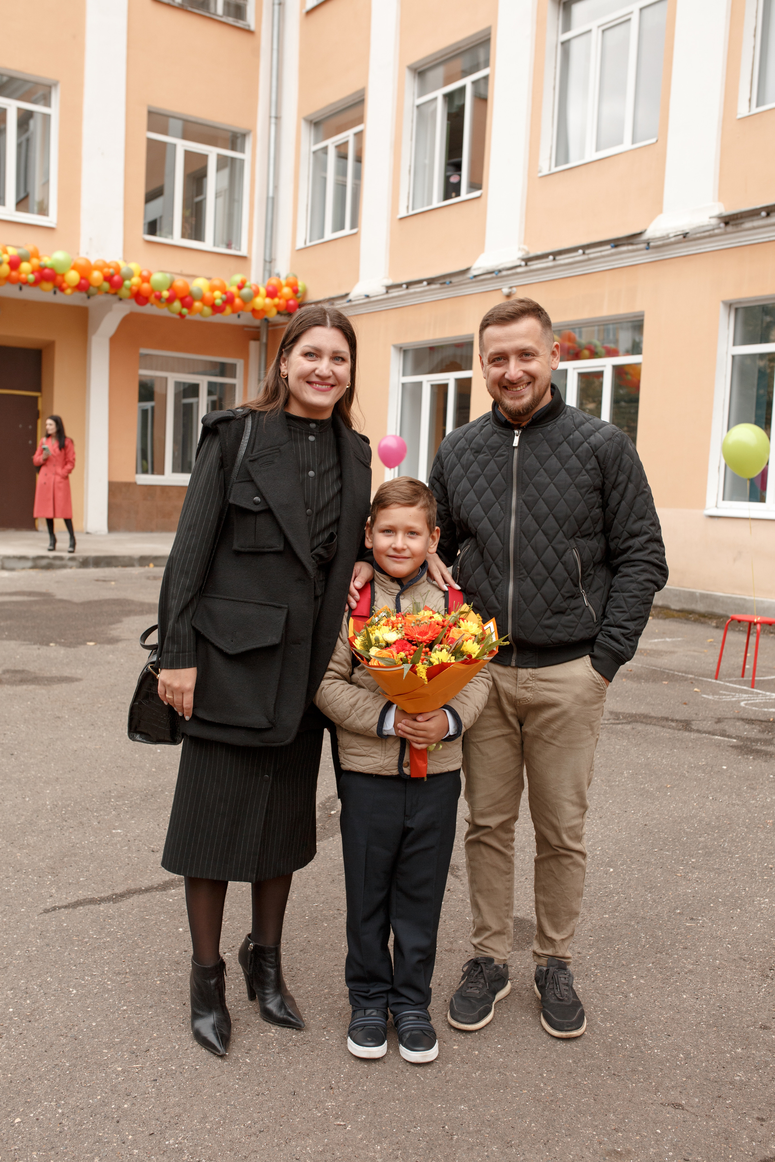 Линейка 1 сентября. Семейный и детский фотограф в Ярославле