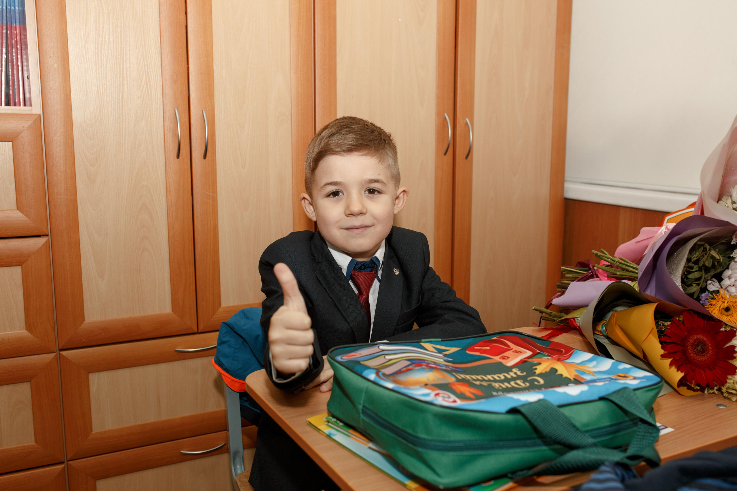 Линейка 1 сентября. Семейный и детский фотограф в Ярославле