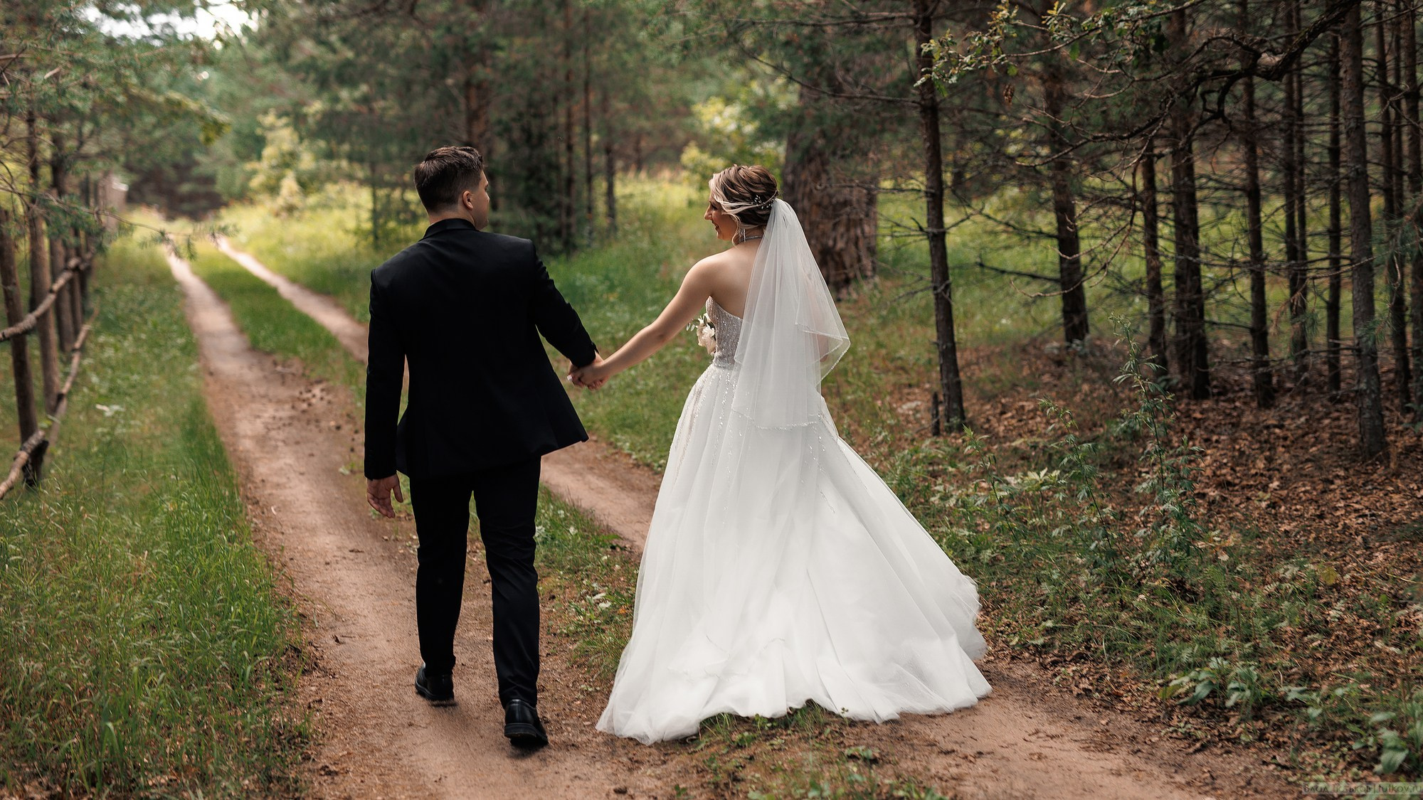 Сергей и Анастасия. Свадебная фотосъёмка в Брянске | Влад и Ирина Тютьковы