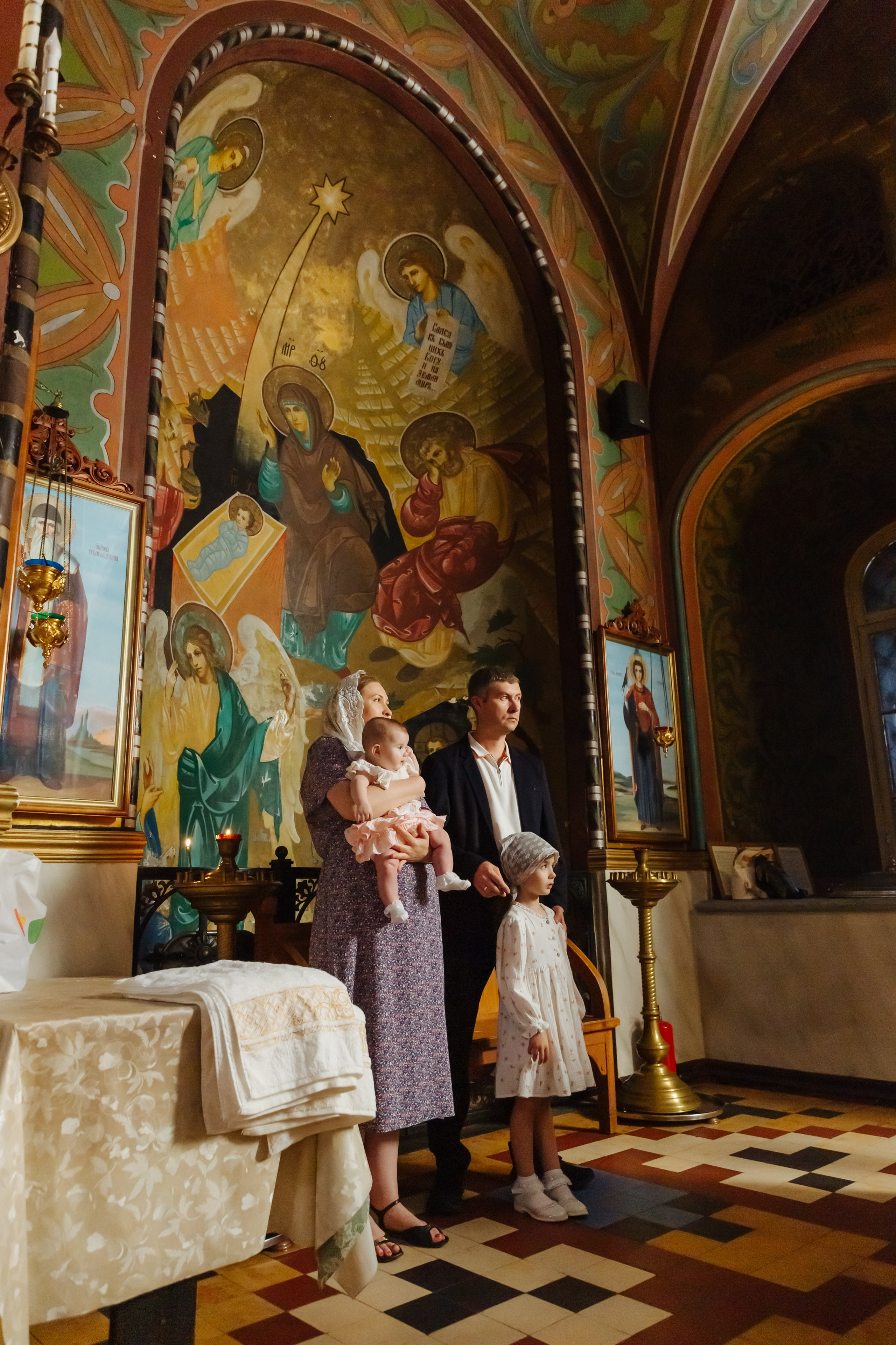 Крещение Собор Петра и Павла, г. Петергоф. Фотограф на крещение в Санкт Петербурге