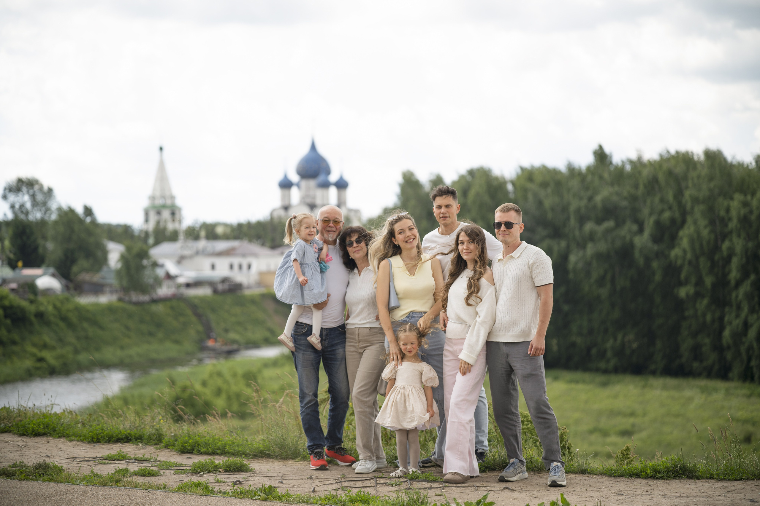 Семейная фотосессия в Суздале. Семейный фотограф в Суздале Елена Кузнецова