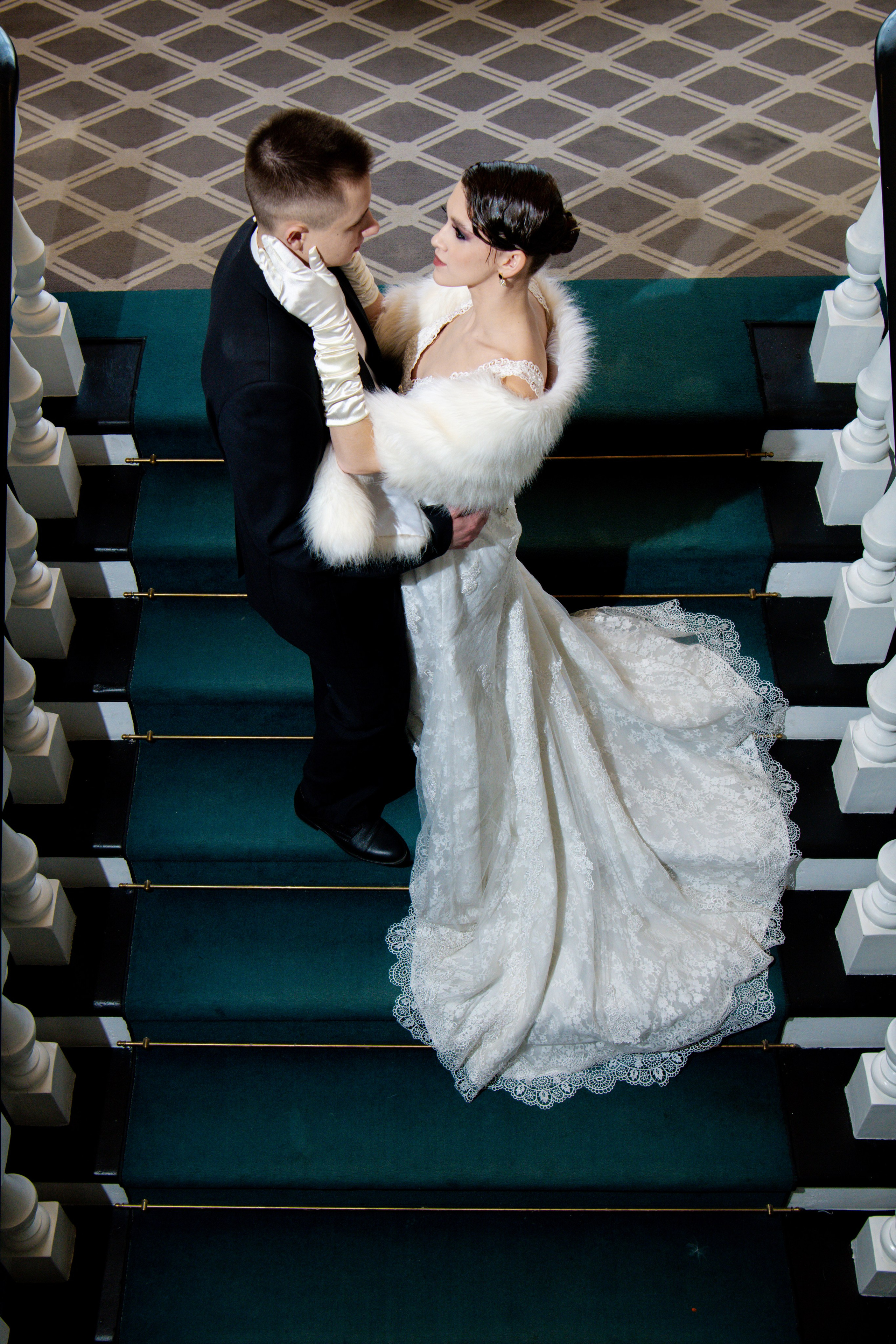 alt="Свадебная фотосессия в Барнауле. Свадебный фотограф Анна Глухова"